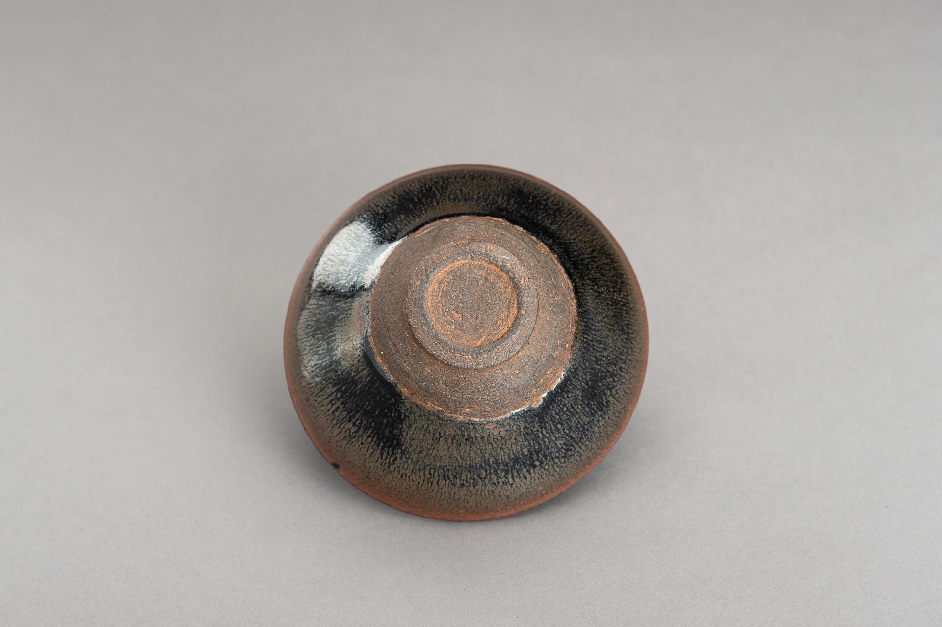 A JIAN WARE 'OIL SPOT' CONICAL CERAMIC BOWL - Image 10 of 12