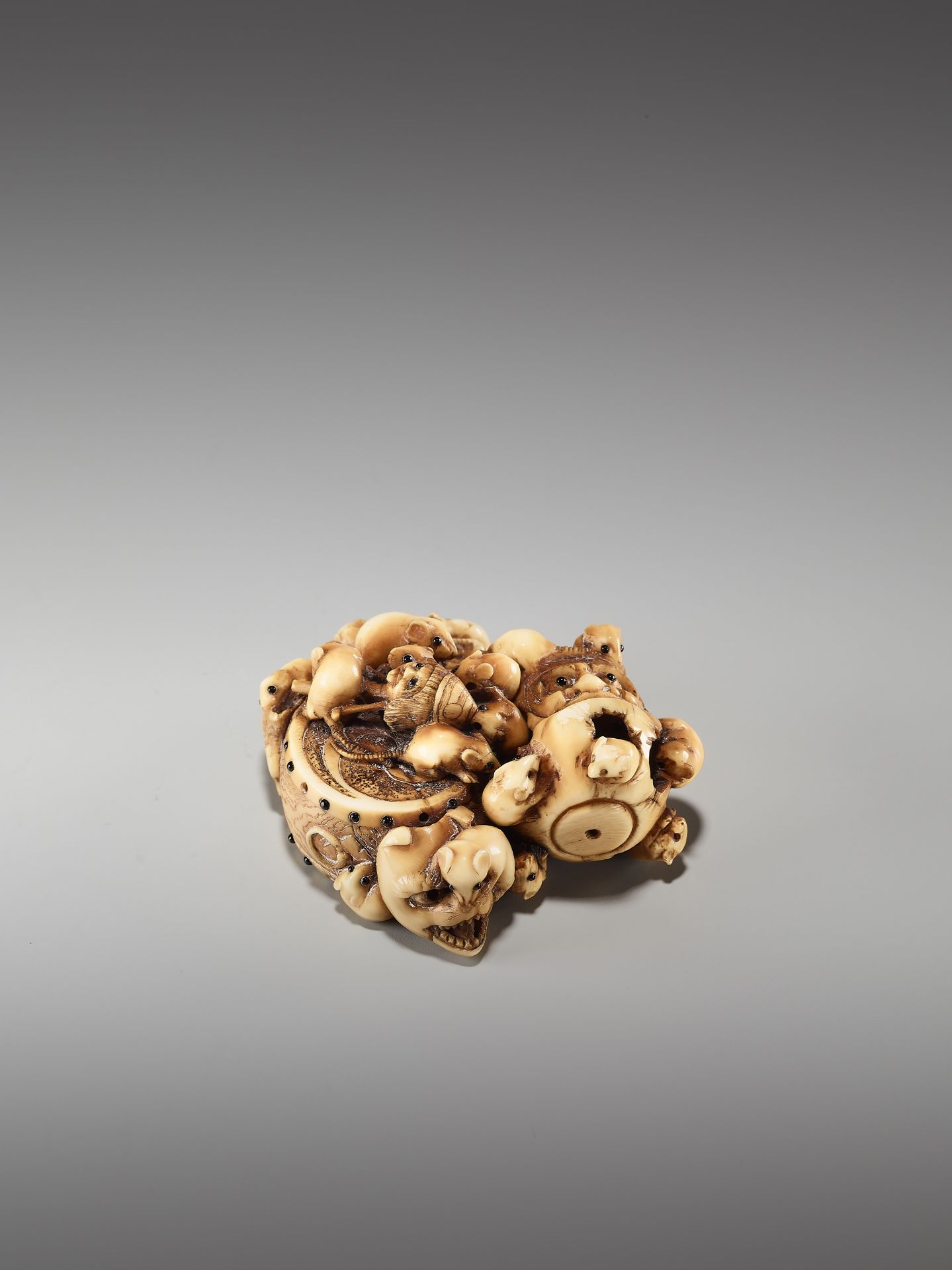 A CHARMING AND RARE IVORY NETSUKE OF A BUNDLE OF RATS WITH DARUMA DOLLS AND MASKS BY MASAMITSU - Image 2 of 10