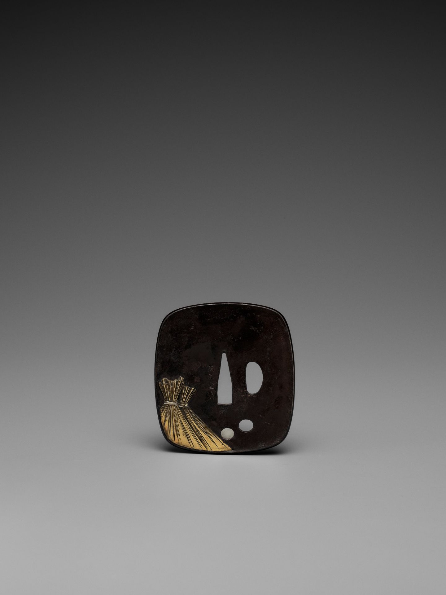 TACHIBANA TAKAIE: A SUPERB GOLD AND SILVER INLAID IRON TSUBA WITH SARUMAWASHI AND MONKEY - Image 3 of 5