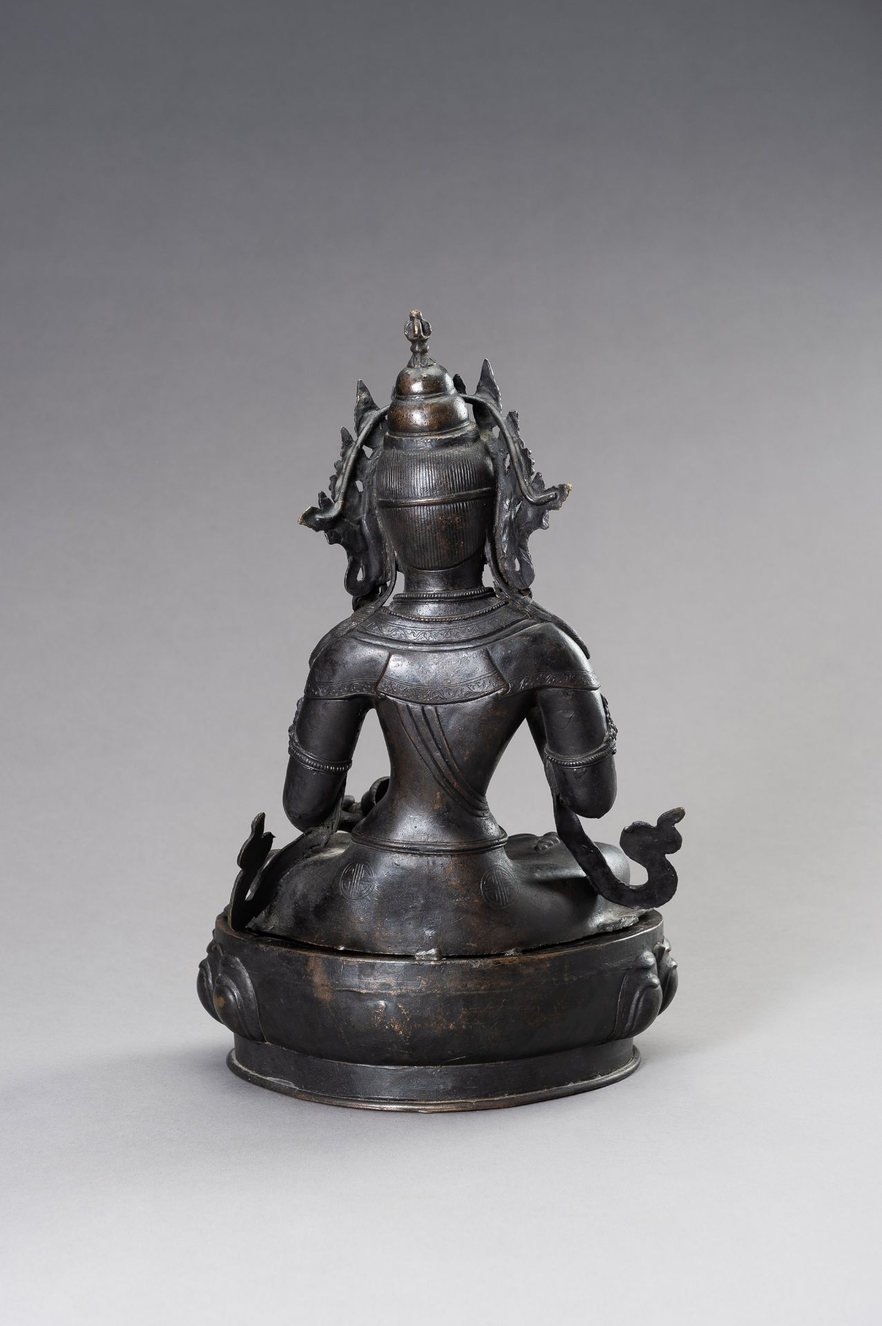 A BRONZE FIGURE OF VAJRASATTVA, 1900s - Bild 11 aus 12