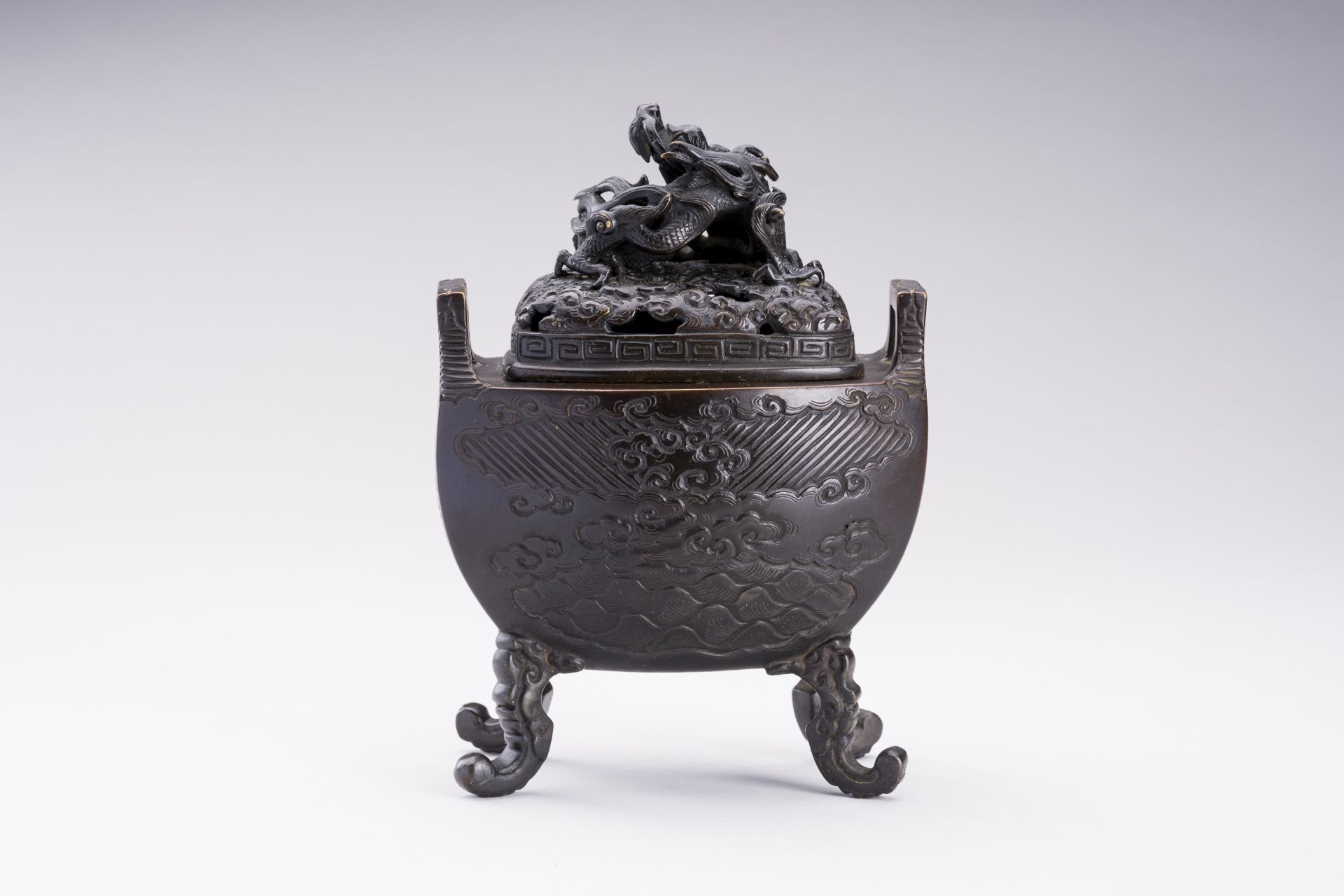 A BRONZE CENSER AND COVER WITH DRAGON, MEIJI - Bild 5 aus 10