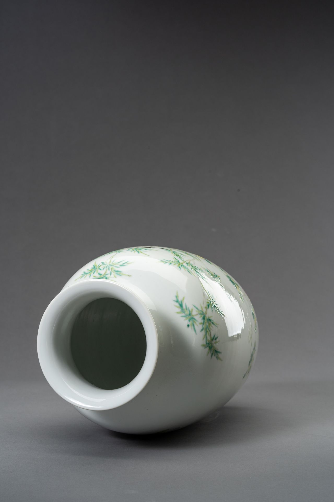 A FAMILLE ROSE 'BIRDS AND FLOWERS' OVOID VASE, HONGXIAN MARK, REPUBLIC - Image 9 of 11