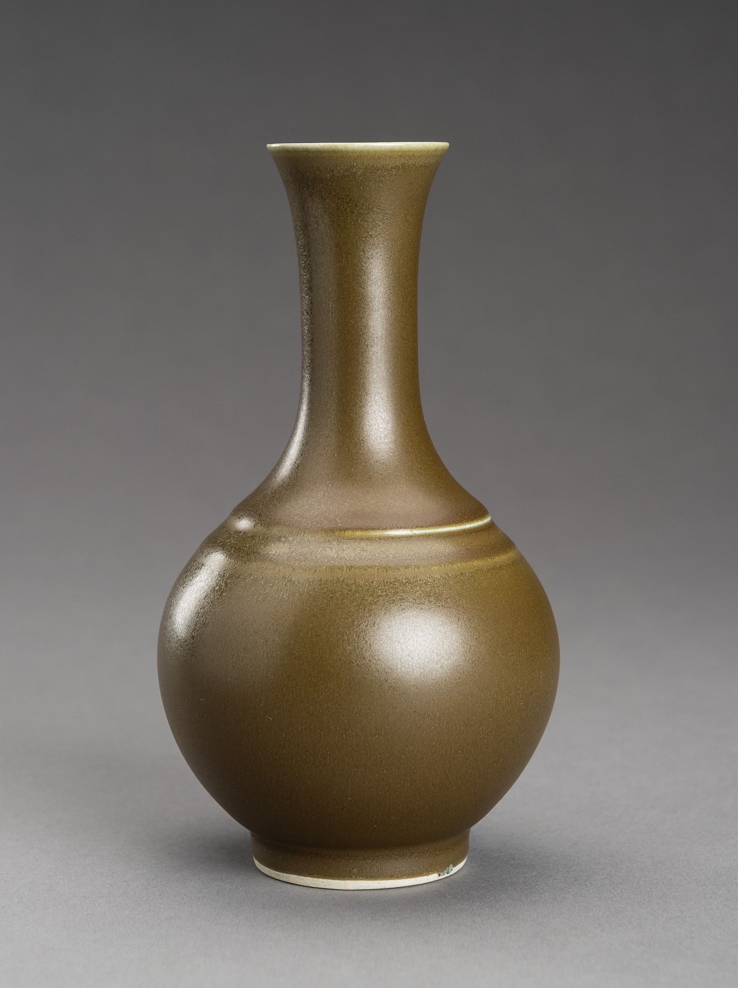 A TEADUST GLAZED PORCELAIN BOTTLE VASE