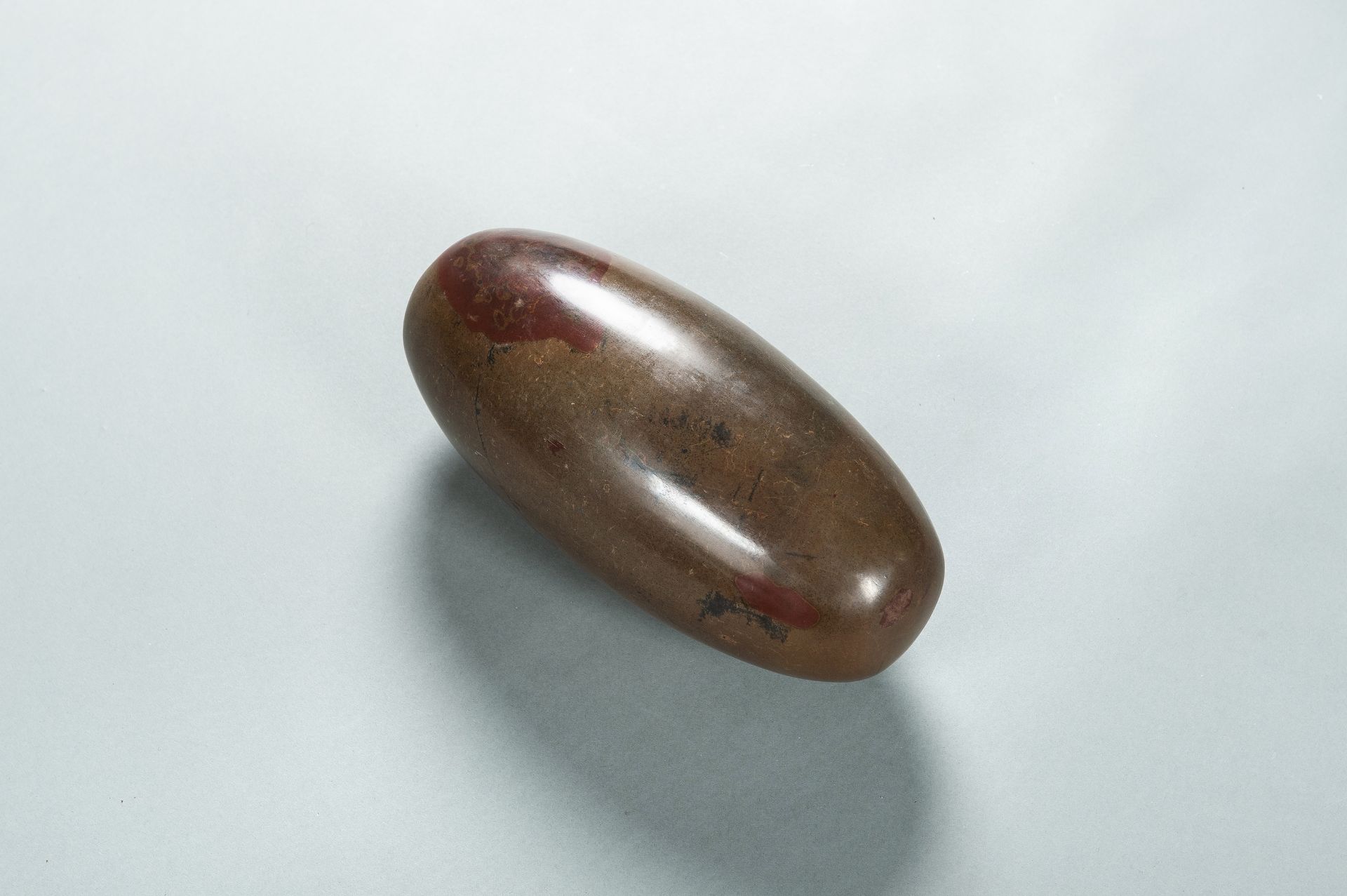 A SUPERB INDIAN STONE LINGAM, BRAHMANDA - Image 13 of 18