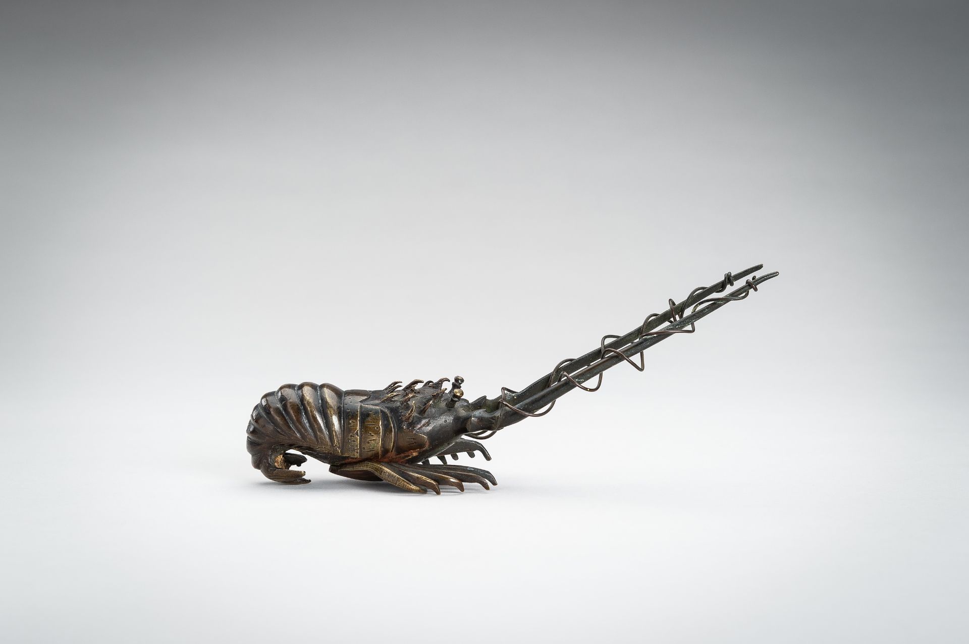 A BRONZE OKIMONO OF A SPINY LOBSTER, MEIJI - Bild 10 aus 13