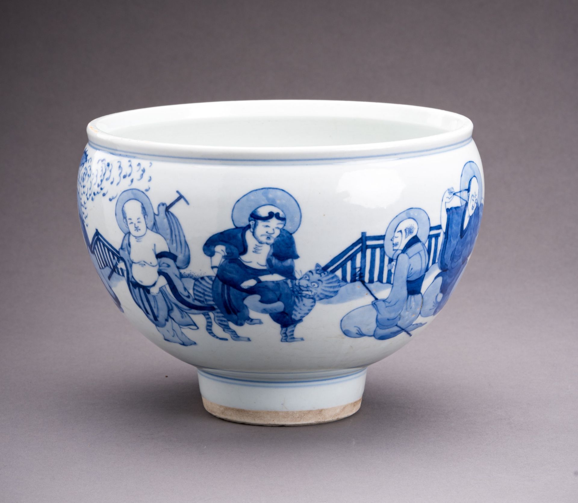 A BLUE AND WHITE PORCELAIN JARDINIERE, 1900s