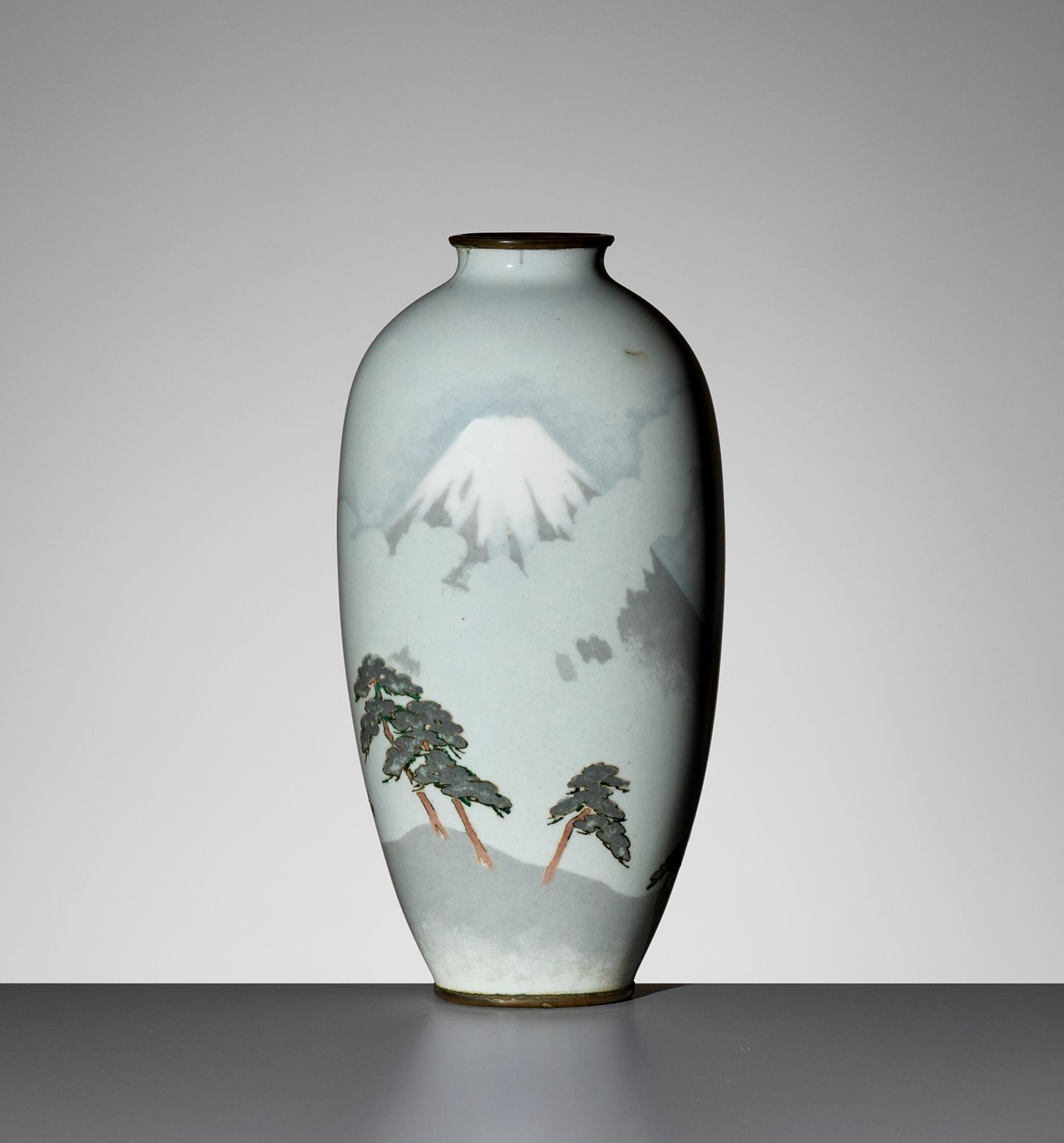 A CLOISONNE ENAMEL VASE DEPICTING MOUNT FUIJI IN THE STYLE OF NAMIKAWA SOSUKE