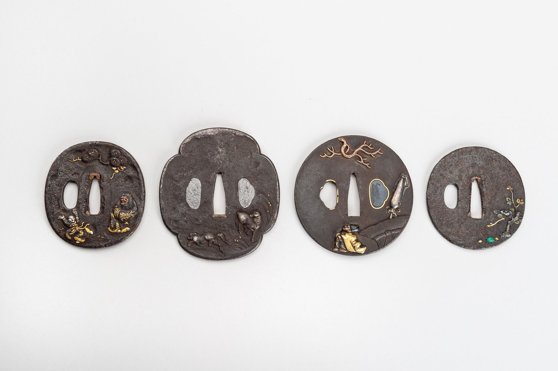 A LOT WITH FOUR IRON TSUBA, EDO PERIOD - Image 2 of 12