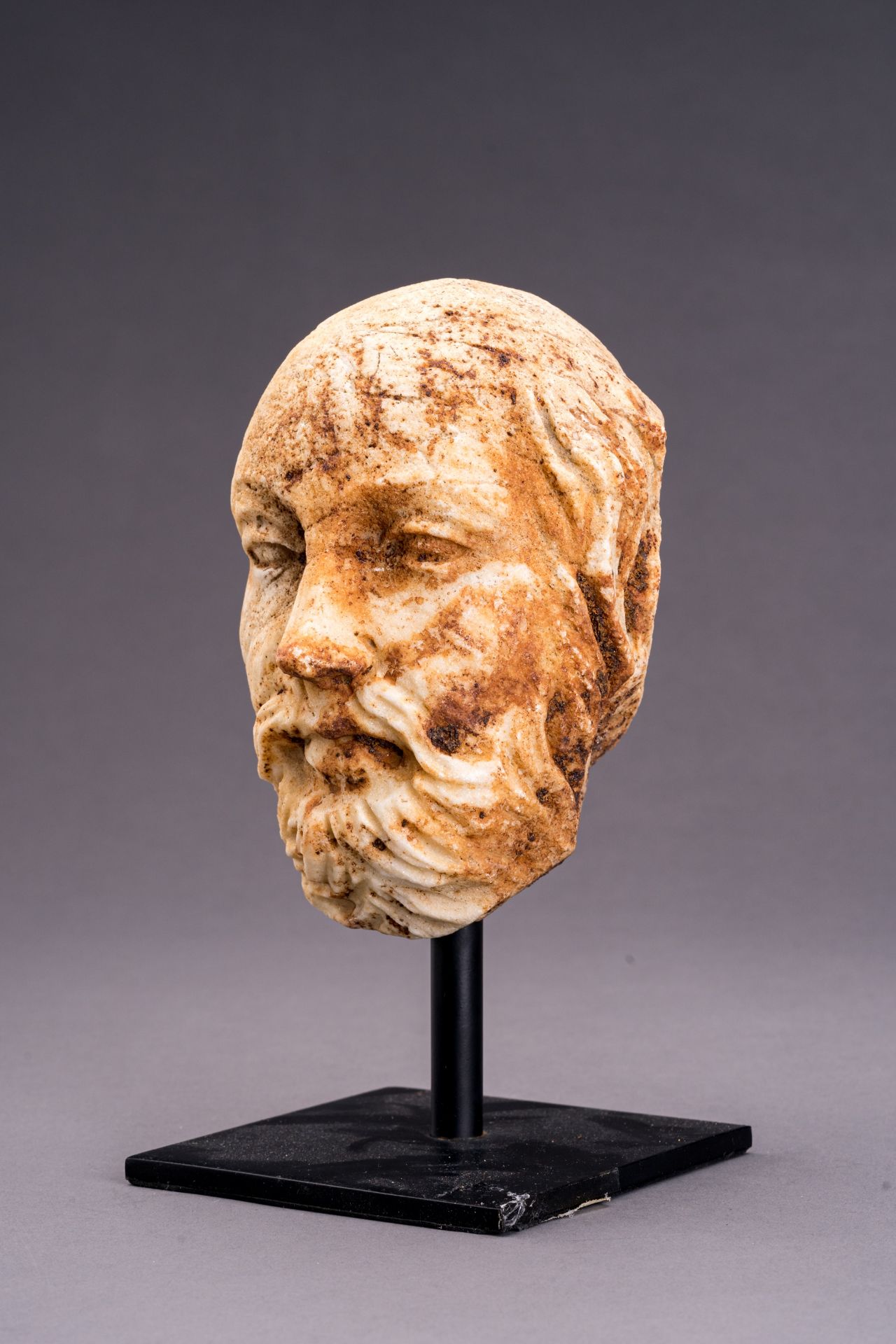 A GANDHARAN MARBLE HEAD OF A BEARDED MAN - Image 6 of 7