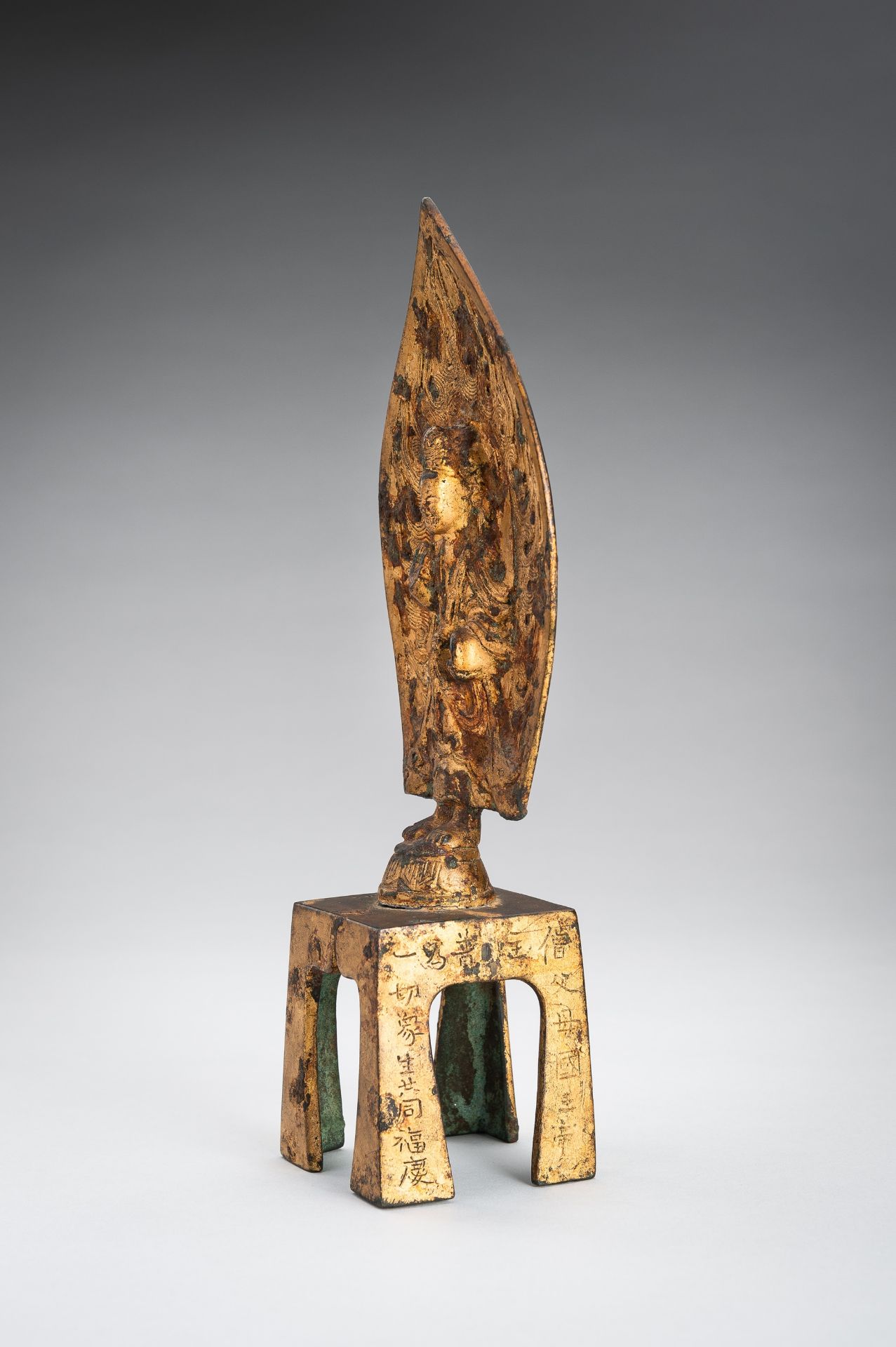 A GILT-BRONZE WEI-STYLE FIGURE OF MAITREYA, QING - Image 6 of 12