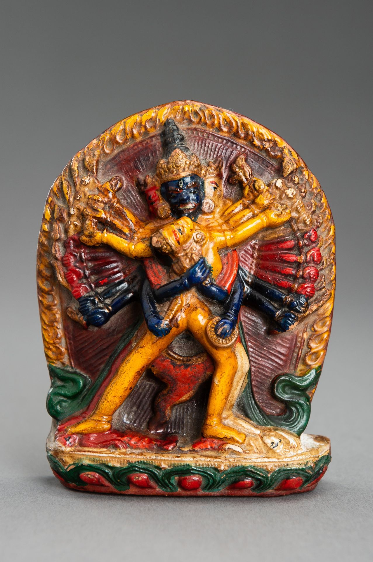 A TSA TSA WITH CHAKRASAMVARA, c. 1900s - Bild 7 aus 8