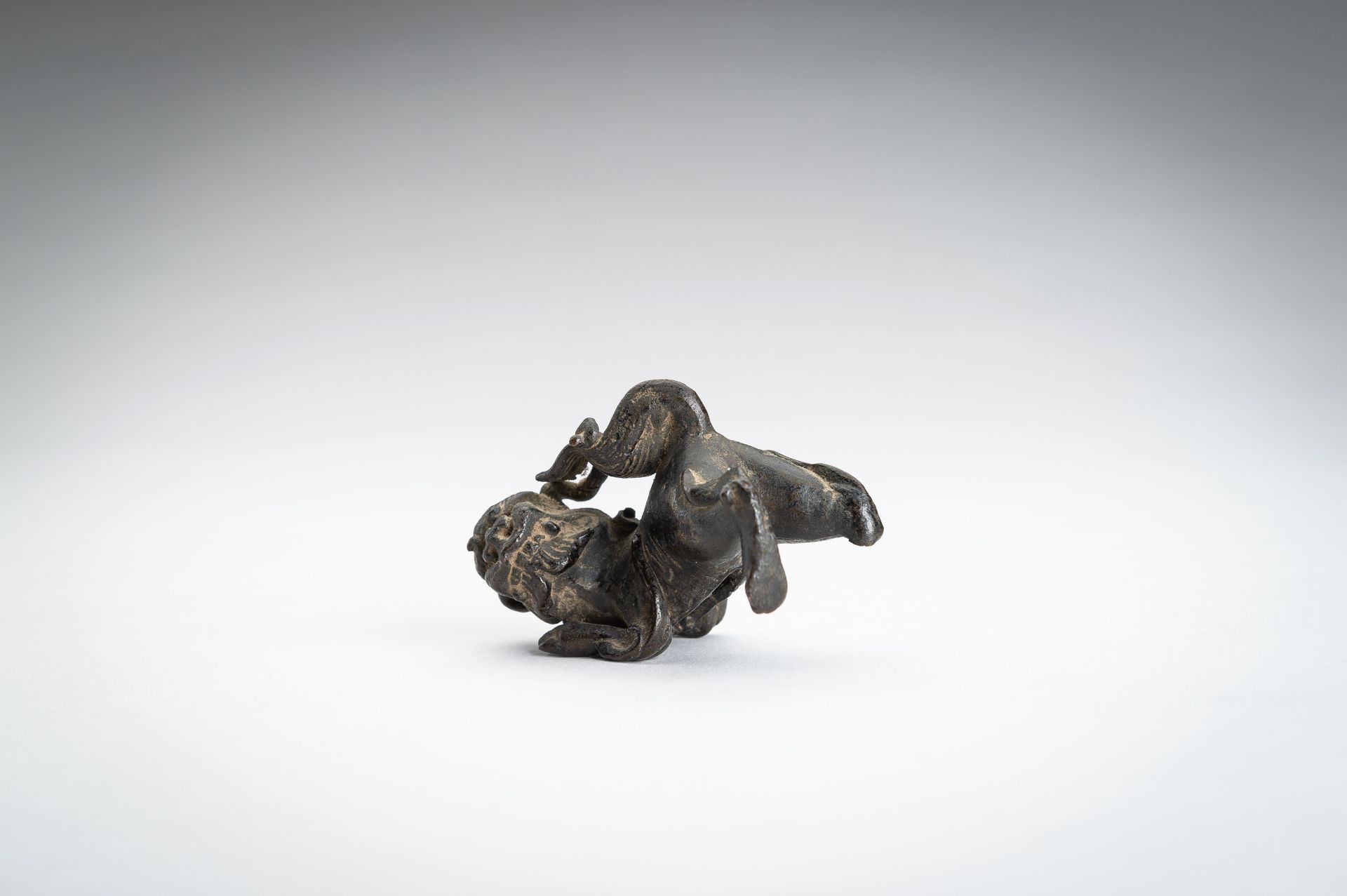 A BRONZE 'BUDDHIST LION' ORNAMENT, MING - Image 5 of 14