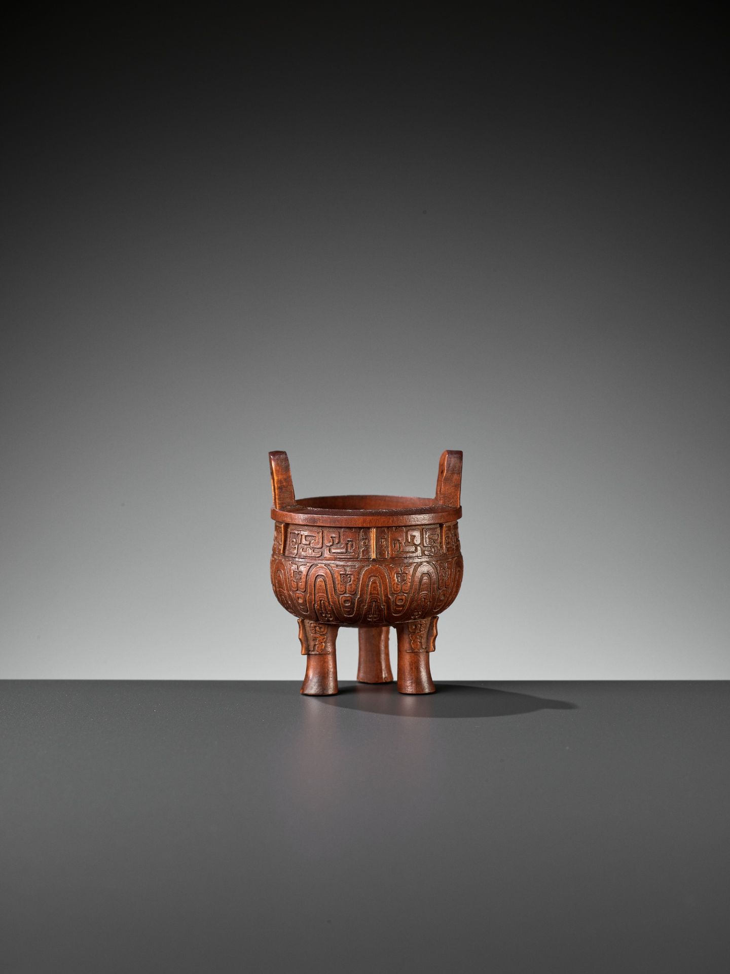 A BAMBOO 'ARCHAISTIC' MINIATURE TRIPOD CENSER, QING DYNASTY - Image 3 of 10