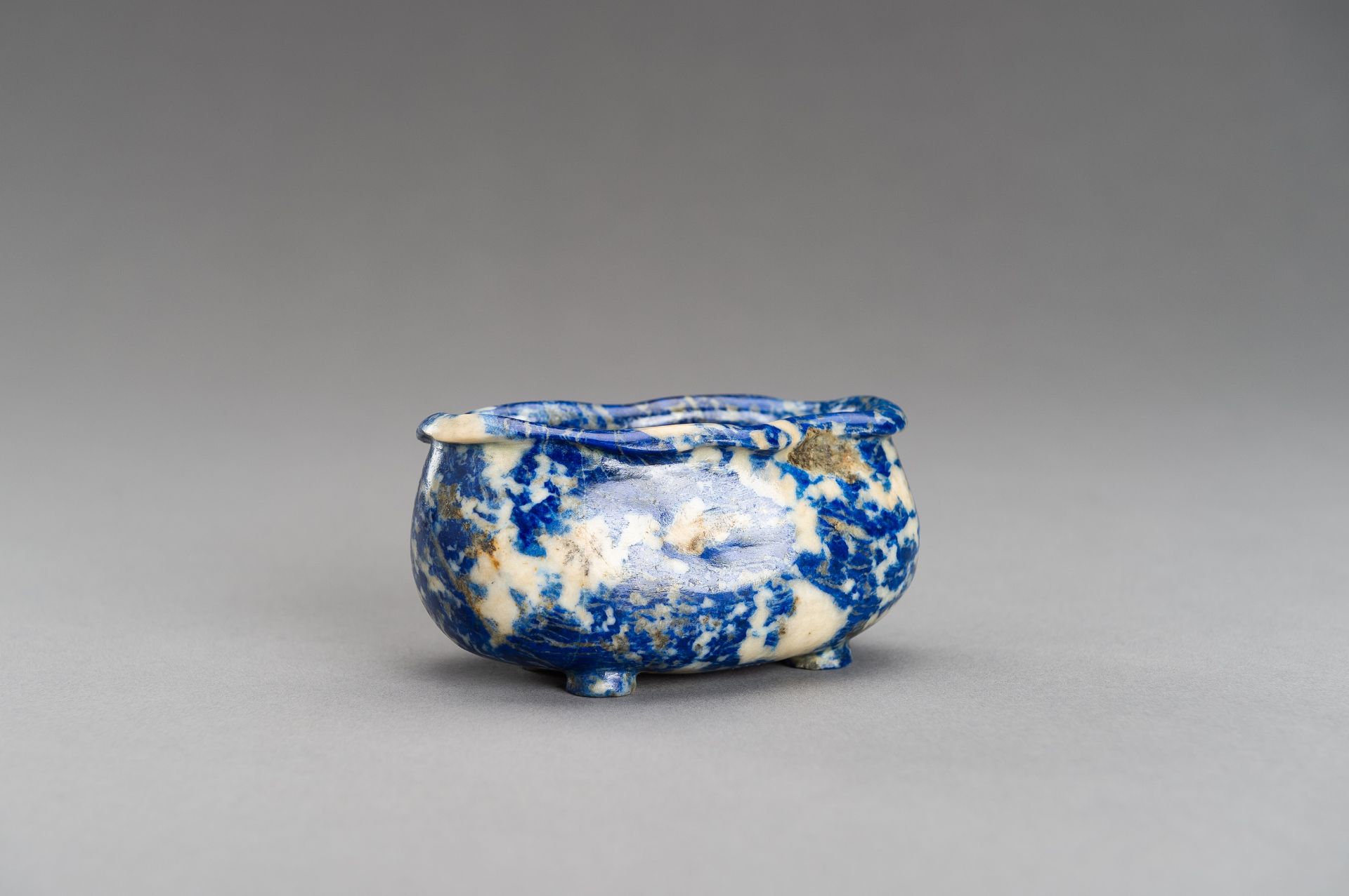 A LAPIS LAZULI BRUSHWASHER, QING - Image 5 of 12