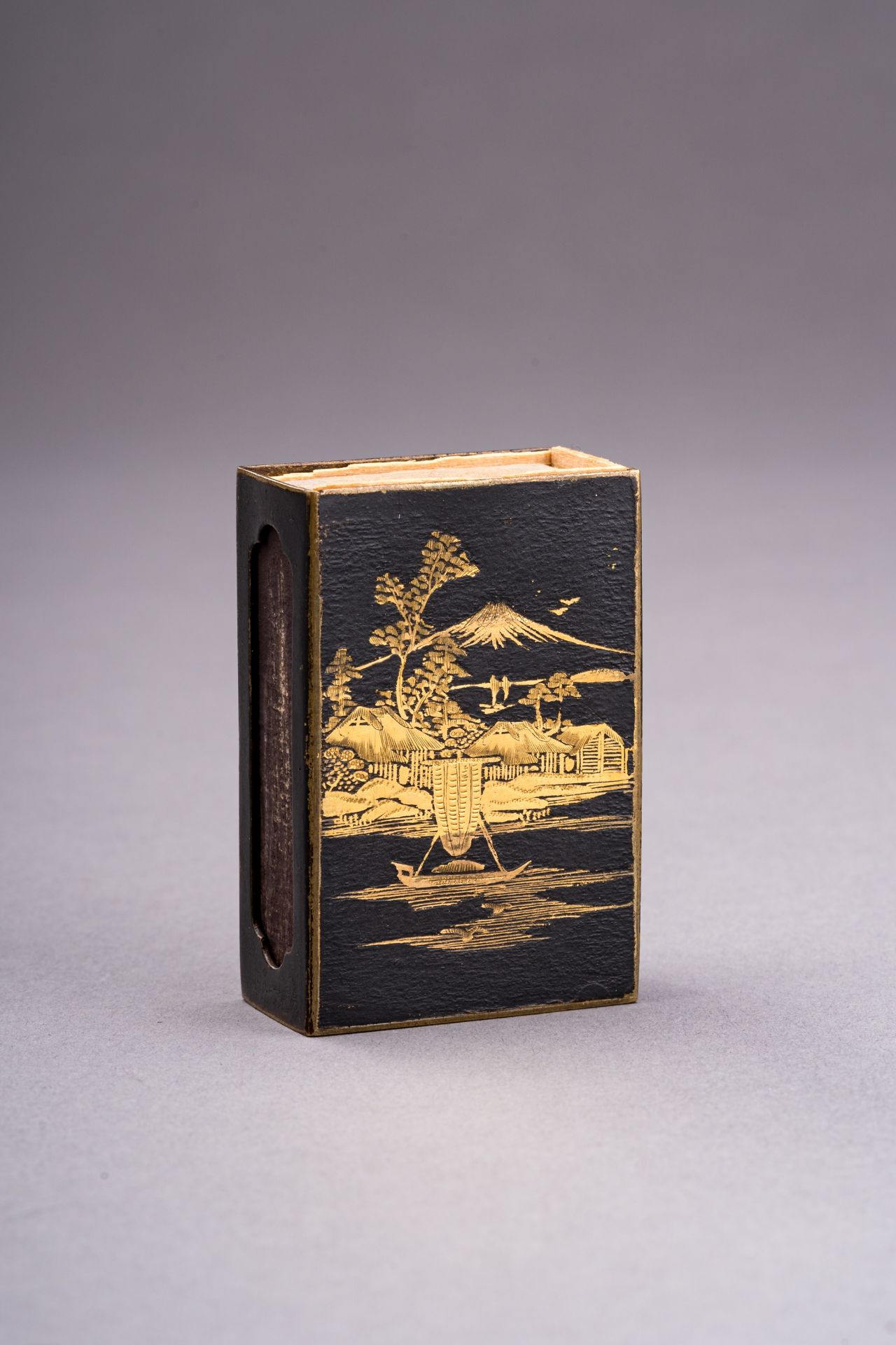 A GILT BRONZE MATCHBOX CASE DEPICTING MOUNT FUJI, MEIJI - Image 9 of 10