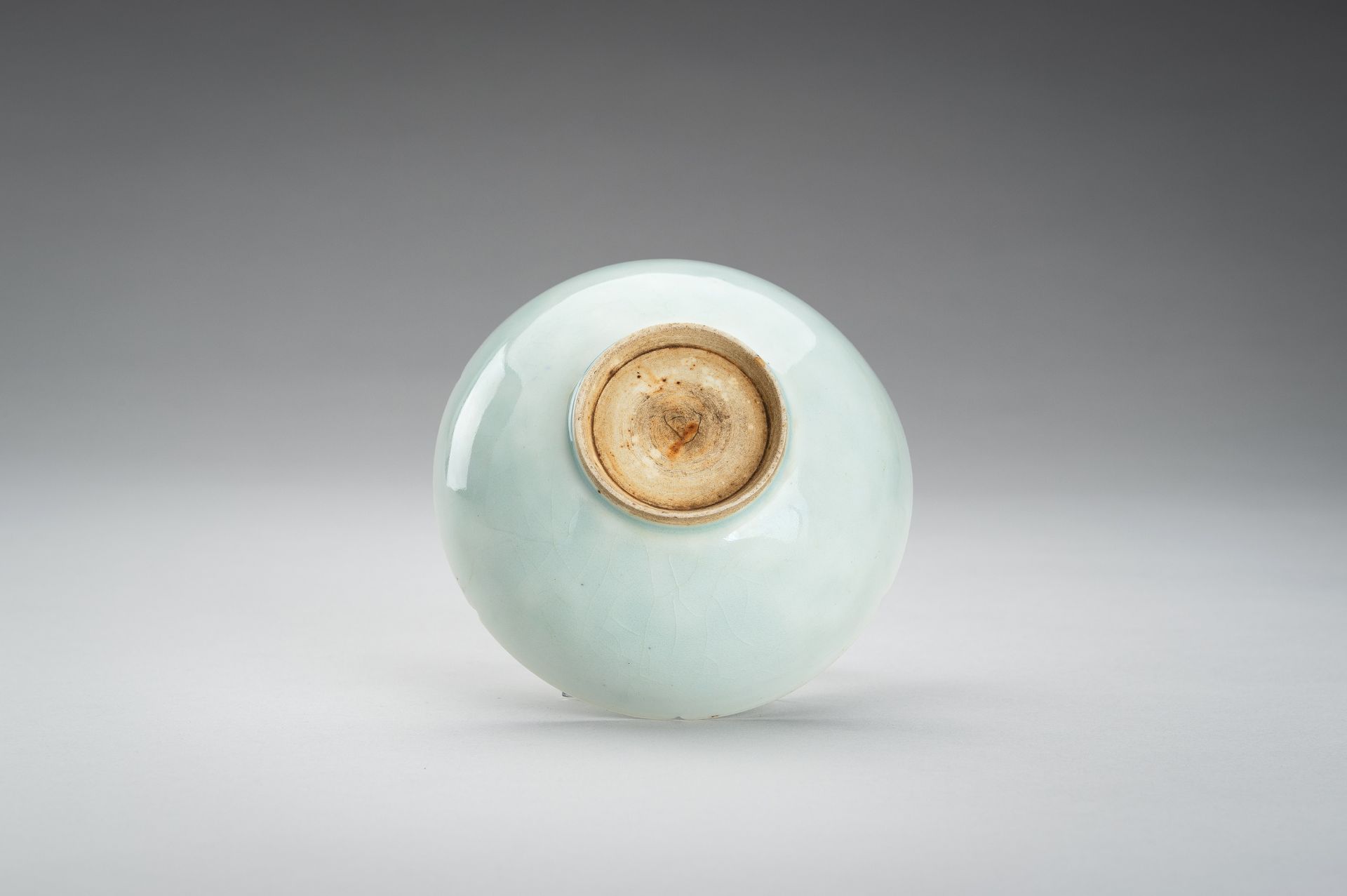 A SONG STYLE QINGBAI GLAZED PORCLEAIN BOWL - Image 10 of 12