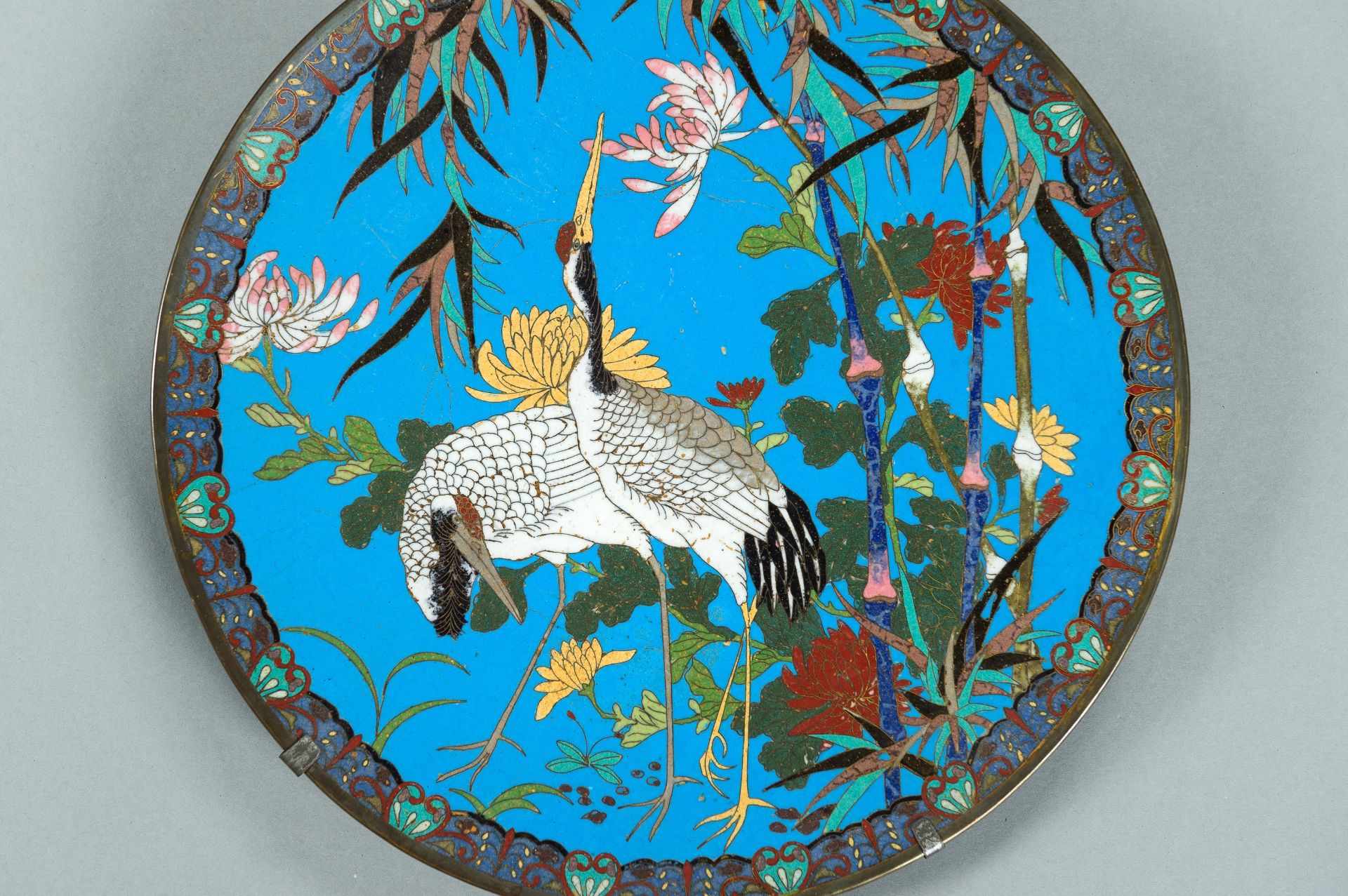 TWO CLOISONNE DISHES DEPICTING BIRDS, MEIJI - Bild 9 aus 10