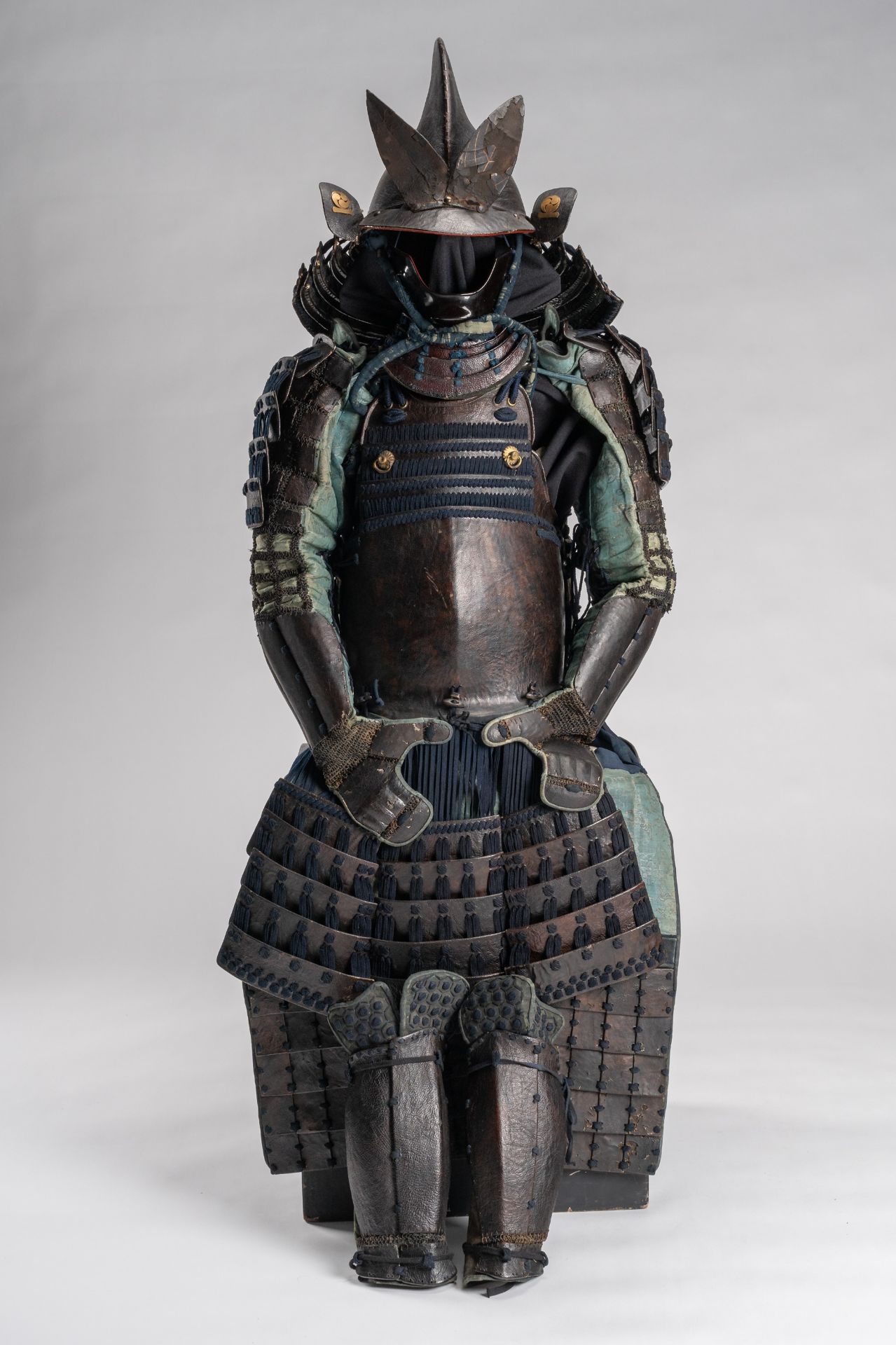 A SUIT OF ARMOR WITH EBOSHI KABUTO