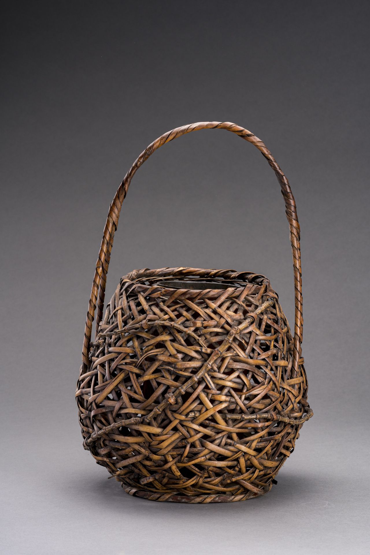 A HANAKAGO, 'IKEBANA' BAMBOO BASKET FOR FLOWER ARRANGEMENTS