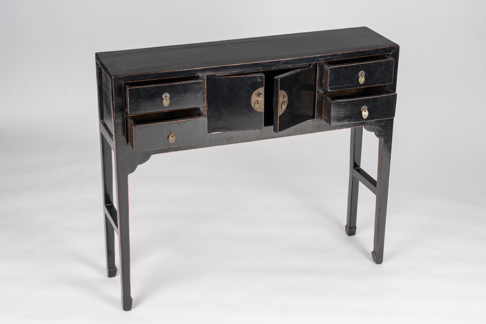 A BLACK LACQUERED CONSOLE TABLE, MEIJI - Image 6 of 11