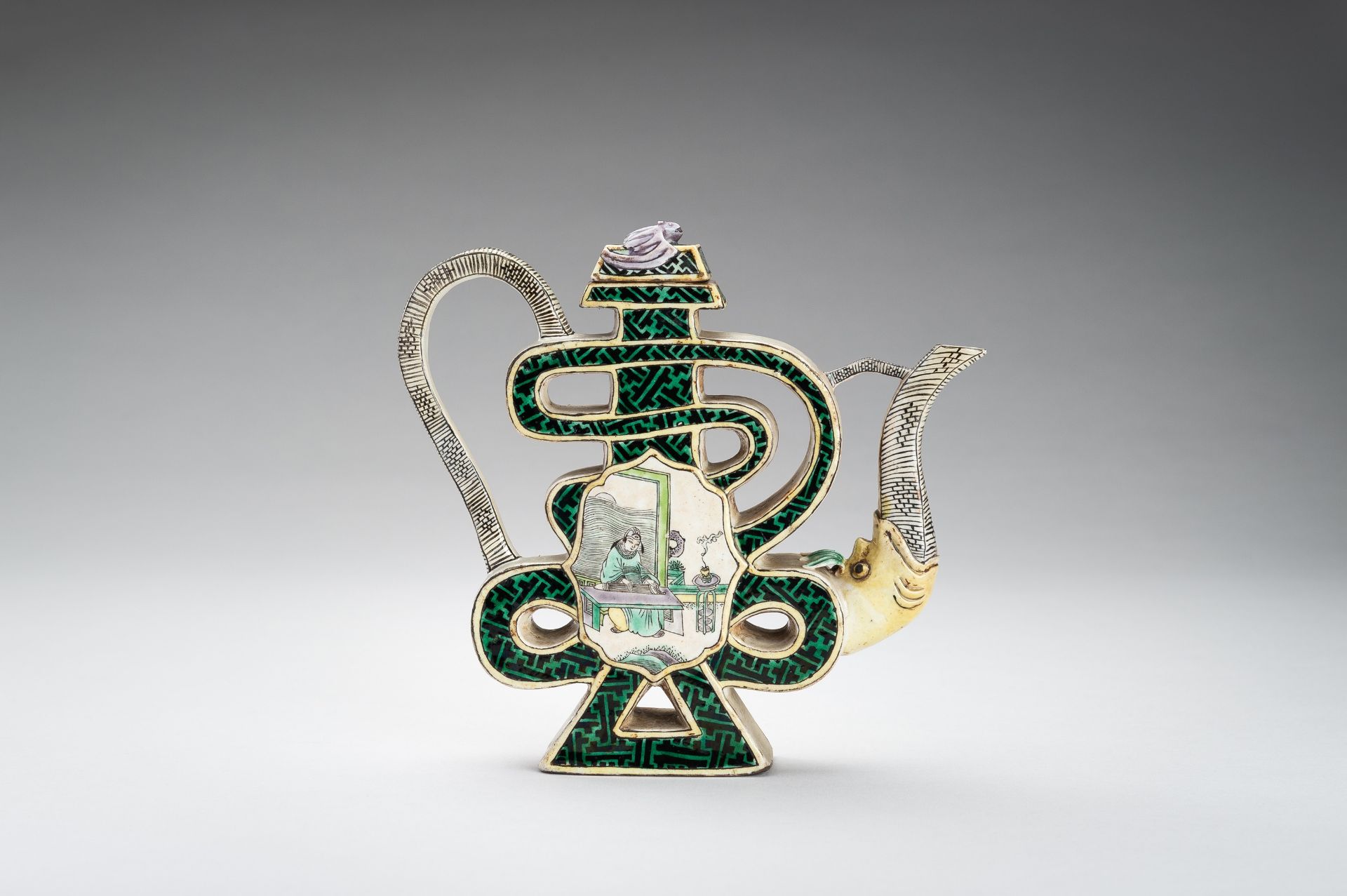 A FAMILLE VERTE PORCELAIN PUZZLE TEAPOT, c. 1900s - Image 8 of 13