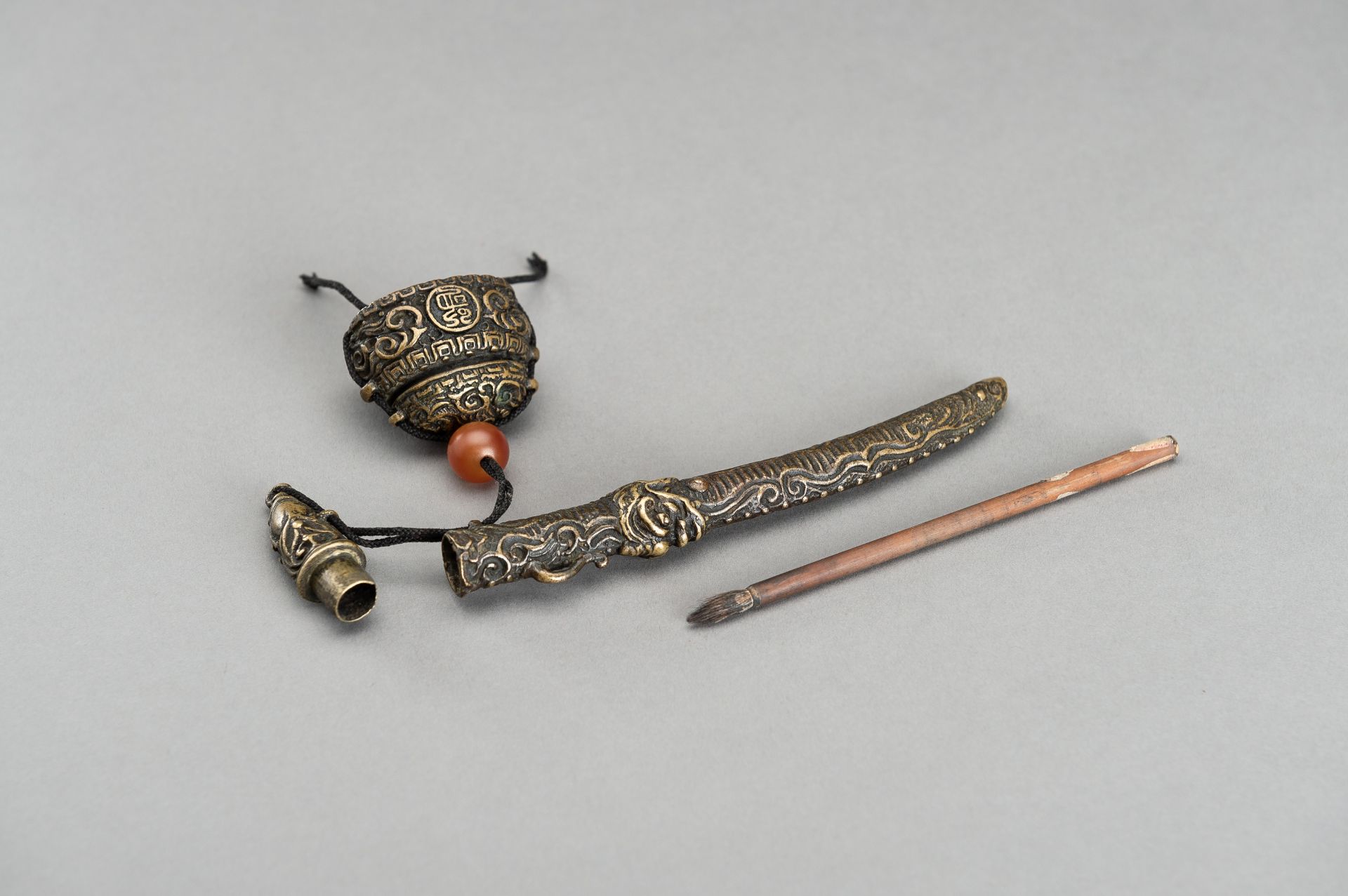 A BRASS 'DRAGON' YATATE, EDO - Image 9 of 13