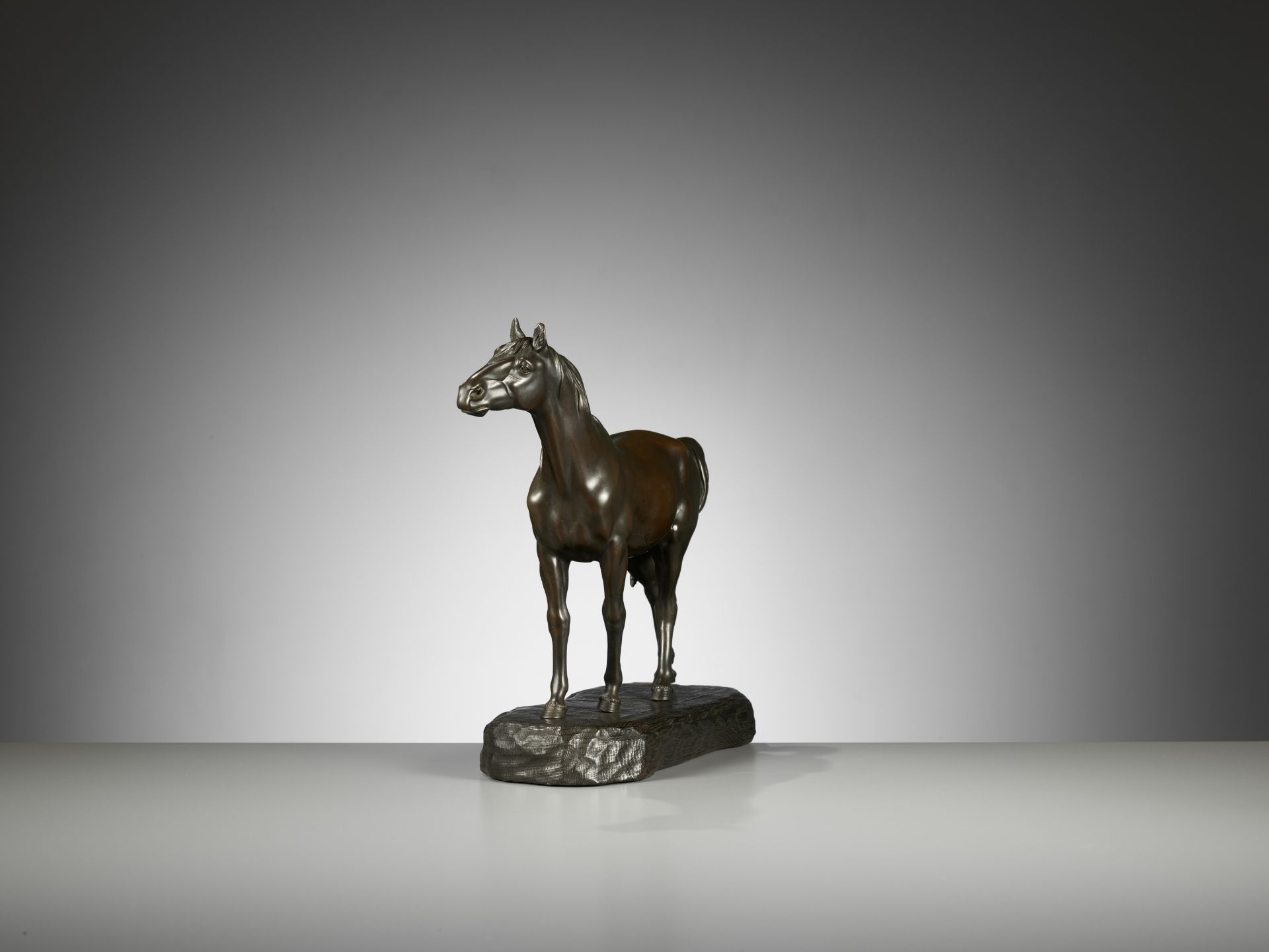 ATSUYOSHI FOR THE MARUKI COMPANY: A MASTERFUL PORTRAIT BRONZE OKIMONO OF A STRIDING HORSE - Image 6 of 11