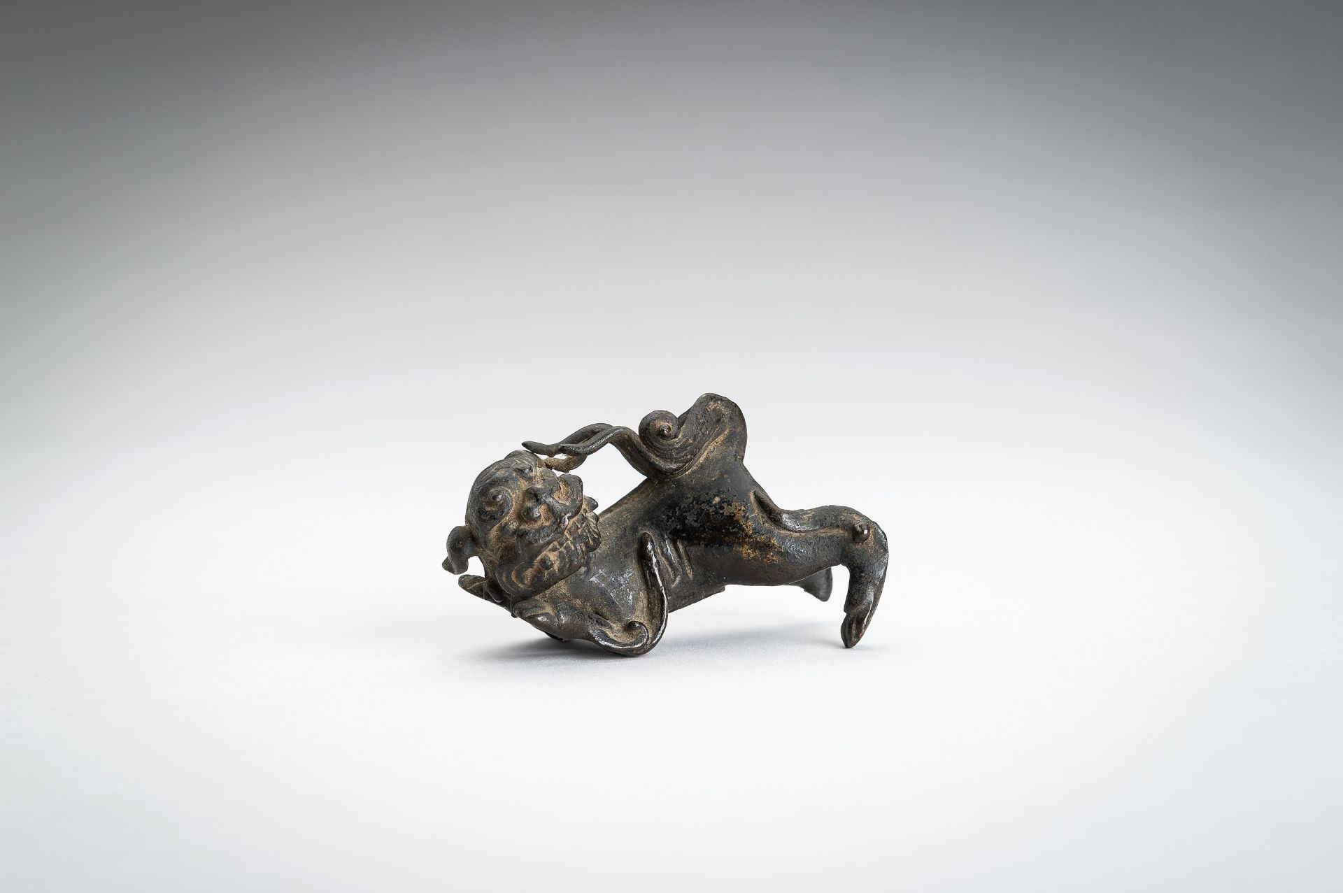 A BRONZE 'BUDDHIST LION' ORNAMENT, MING - Image 6 of 14