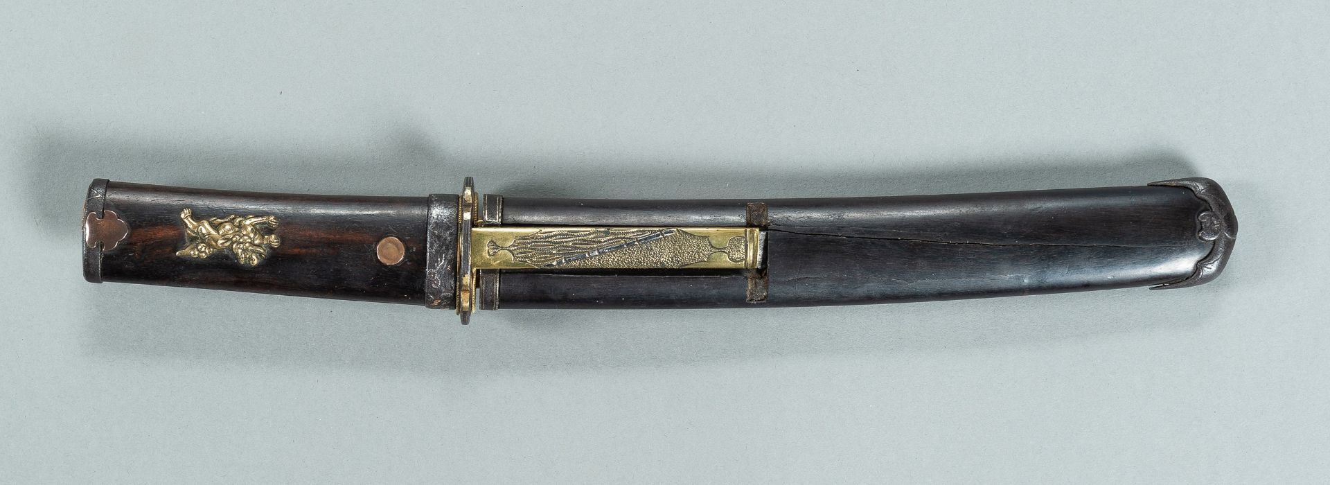 A SMALL TANTO IN KOSHIRAE, EDO