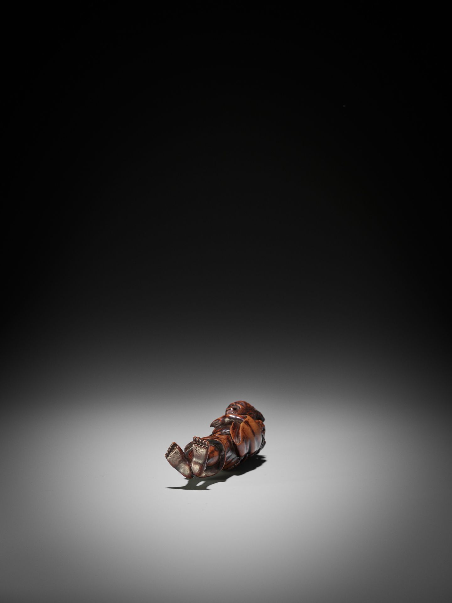 TADATOSHI: A LARGE WOOD NETSUKE OF GAMA SENNIN - Image 12 of 14