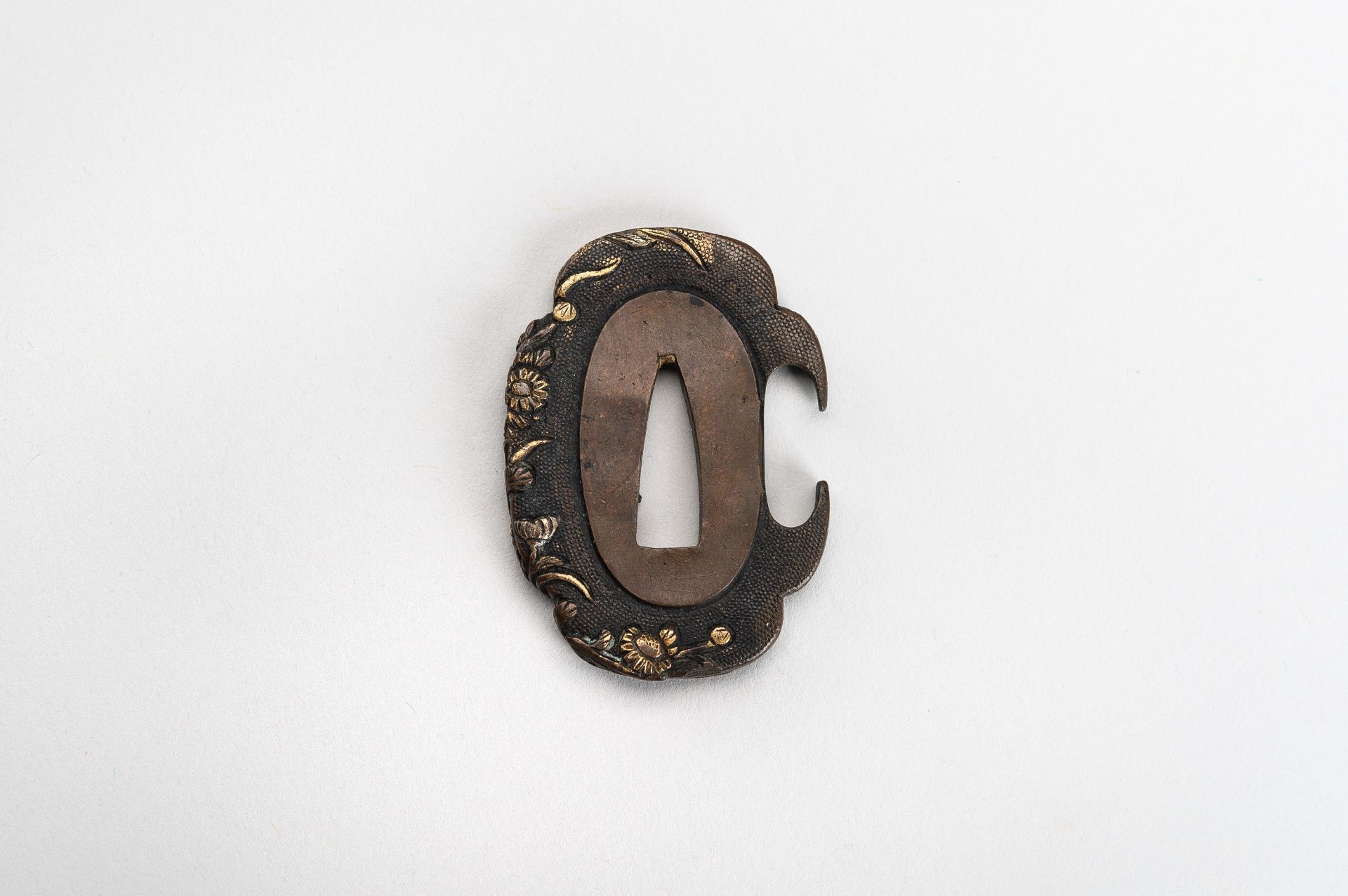 A LOT WITH THREE COPPER AND BRASS TSUBA, 19th CENTURY - Image 6 of 12