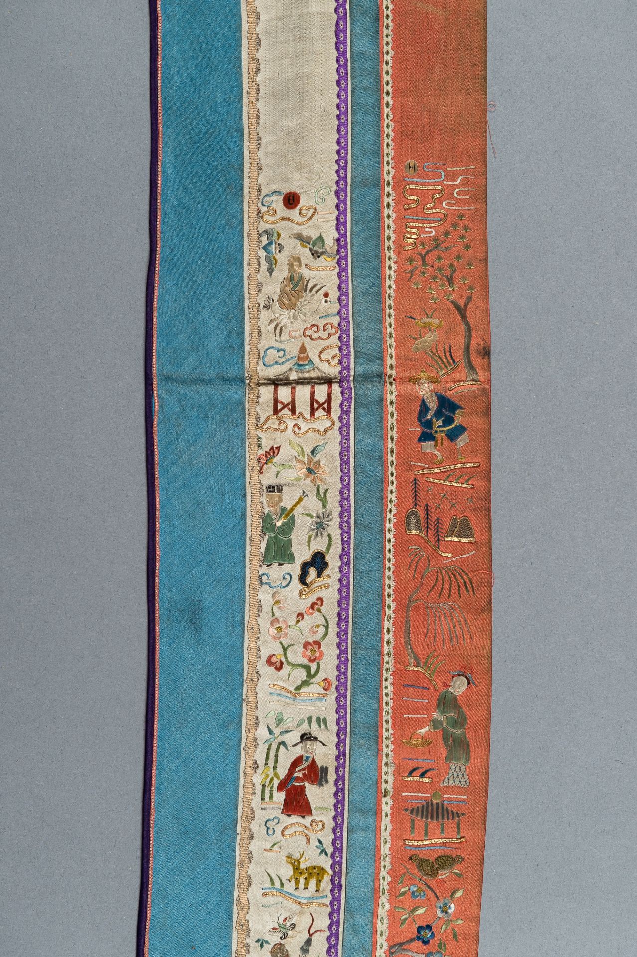 A LOT WITH TWO SILK TEXTILES, QING - Bild 10 aus 12
