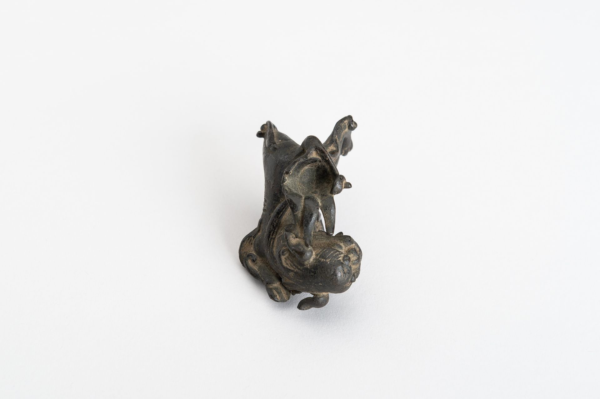 A BRONZE 'BUDDHIST LION' ORNAMENT, MING - Image 14 of 14