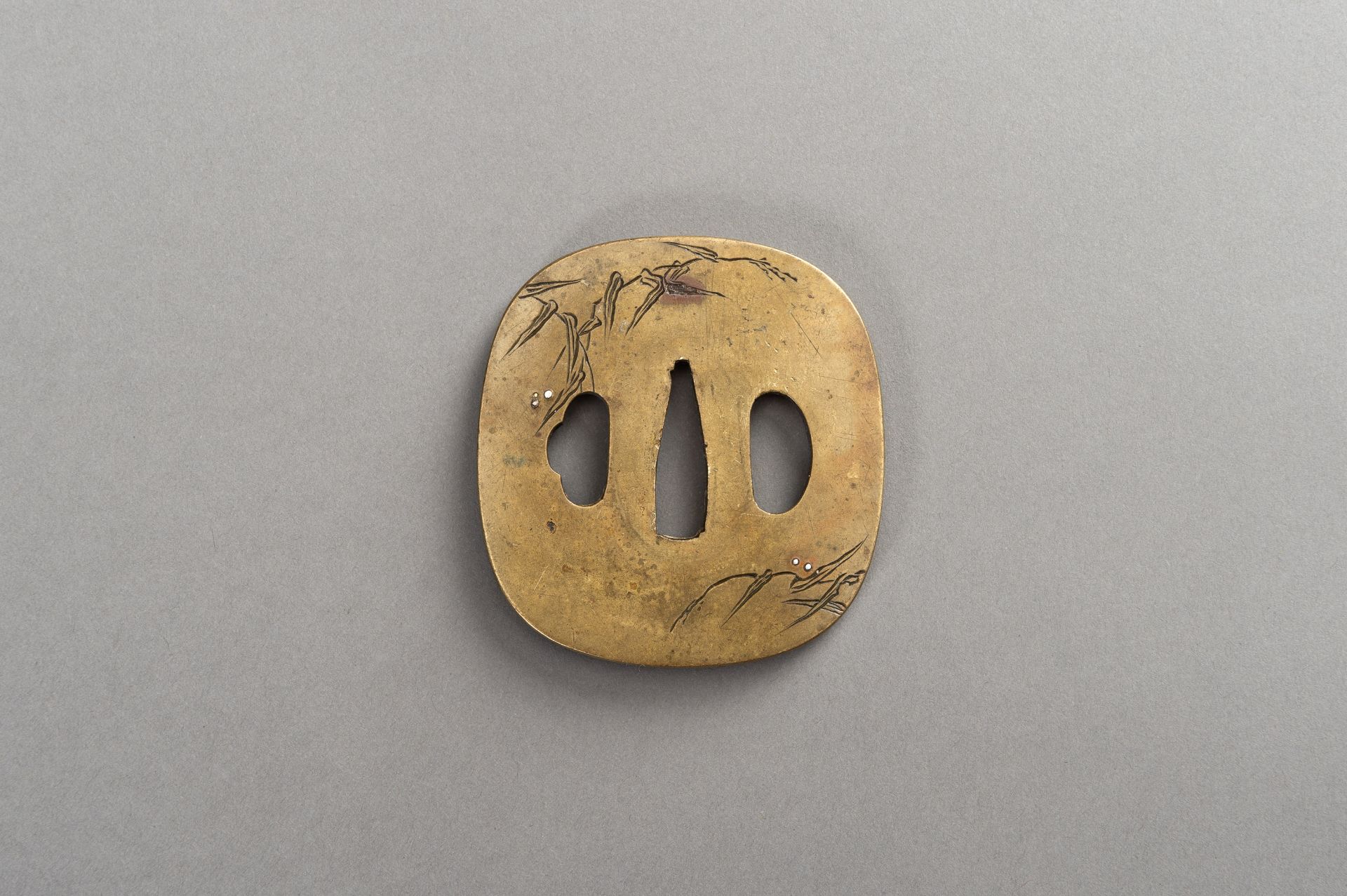 A SHINCHU TSUBA WITH GEESE - Image 3 of 4