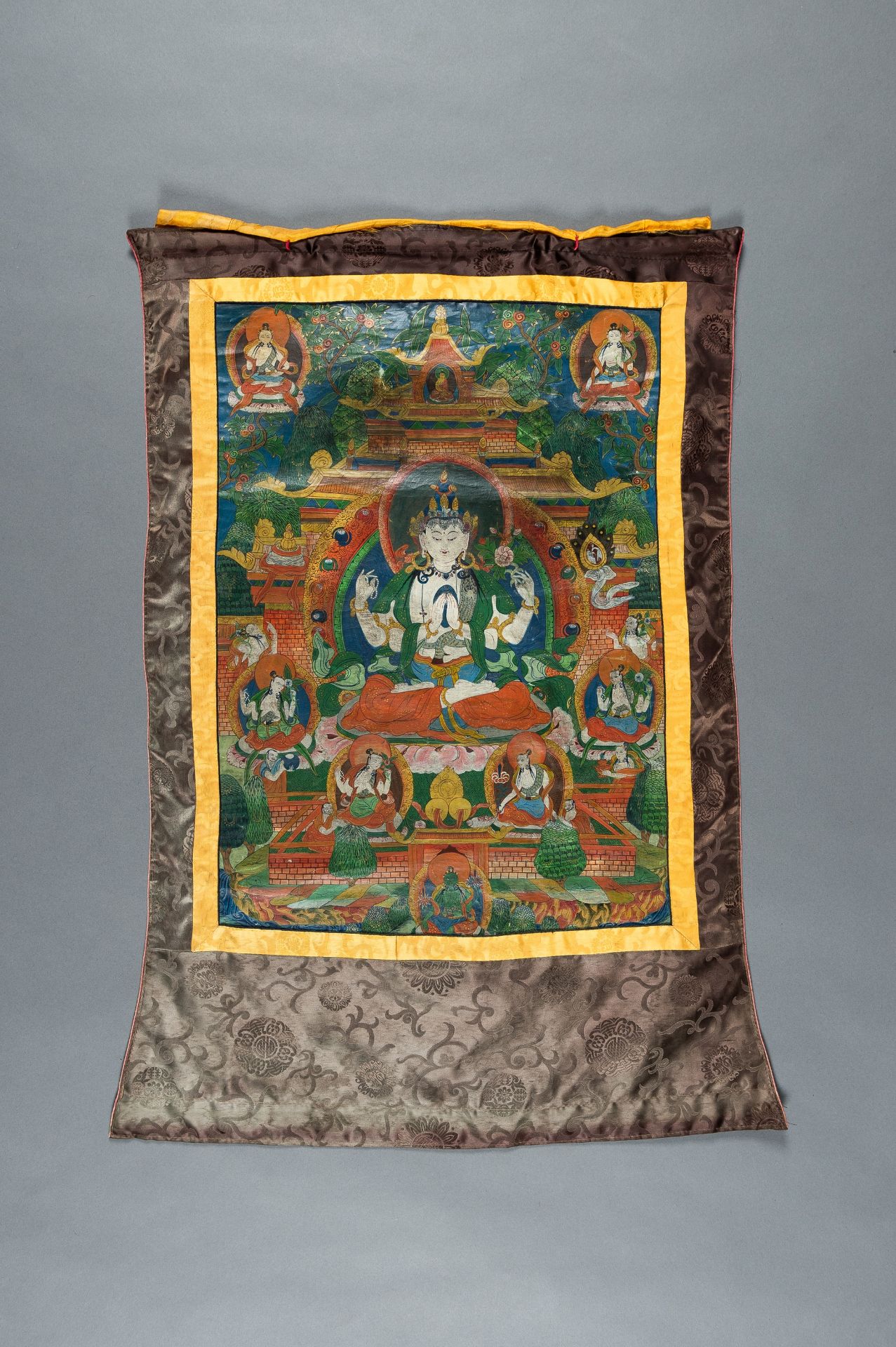 A THANGKA OF SADAKSHRI AVALOKITESHVARA, c. 1900s - Image 2 of 10