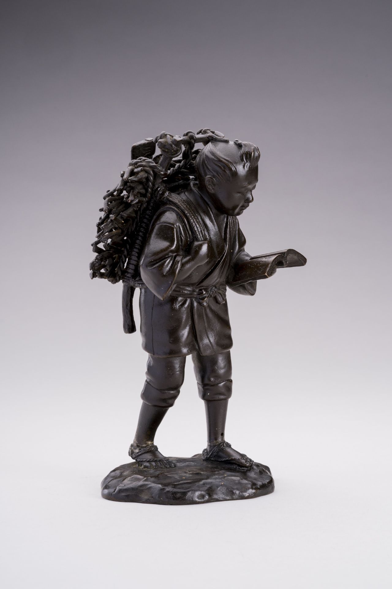 A BRONZE FIGURE OF NINOMIYA SONTOKU, MEIJI - Image 4 of 10