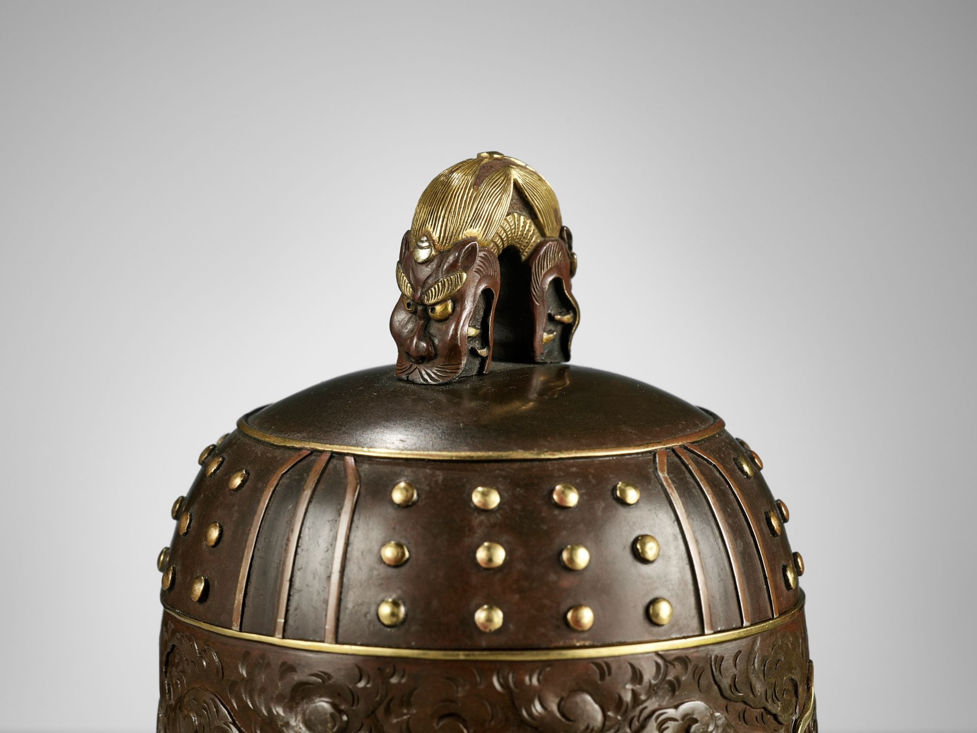 A MATCHED PAIR OF GOLD-INLAID BRONZE 'BUDDHIST TEMPLE BELL' KOGO, ONE BY MIYABE ATSUYOSHI - Image 10 of 15