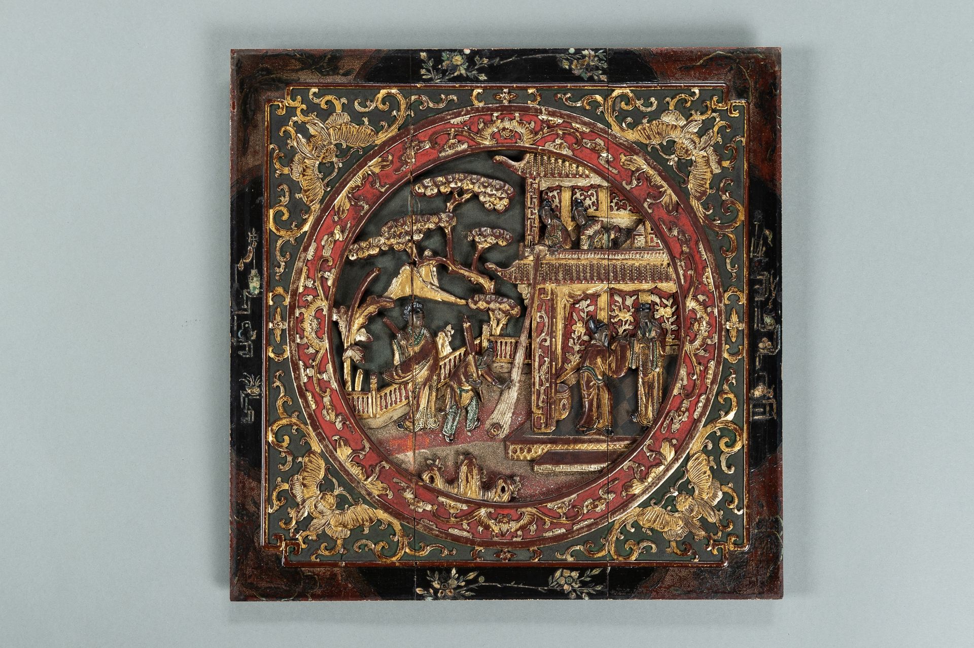 A PAIR OF LACQUERED WOOD PLAQUES - Image 8 of 13