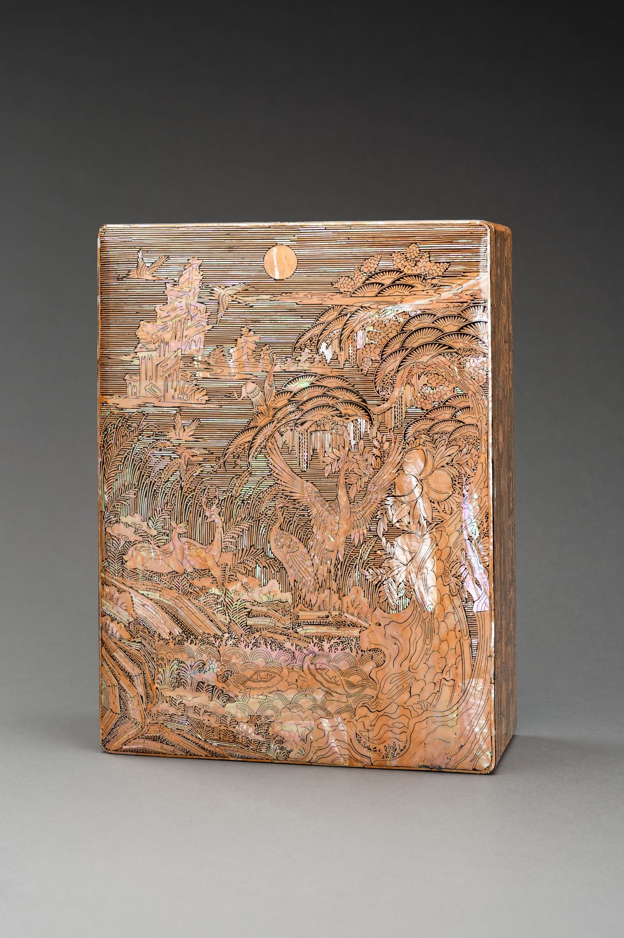 A MOTHER-OF-PEARL INLAID WOOD BOX AND COVER - Image 15 of 16