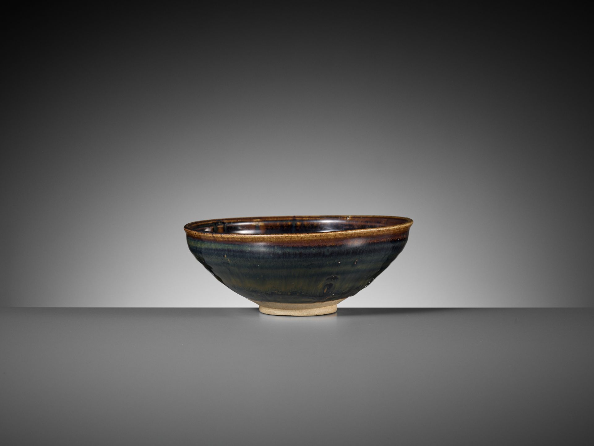 A CIZHOU-TYPE 'HARE'S FURE' GLAZED TEA BOWL, SONG DYNASTY - Image 2 of 10