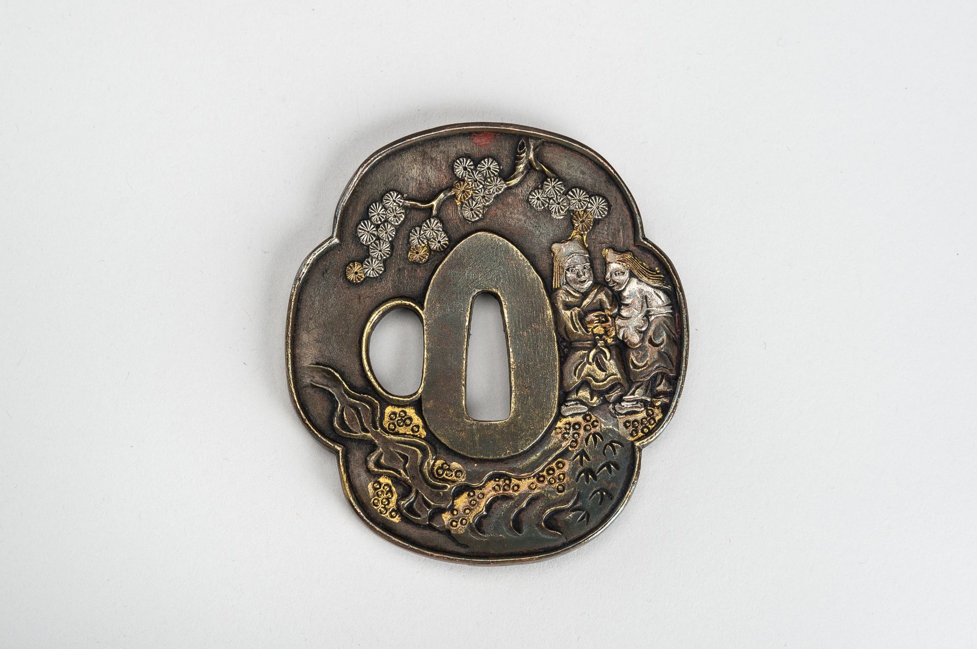 A MIXED LOT WITH SEVEN TSUBA - Image 11 of 18