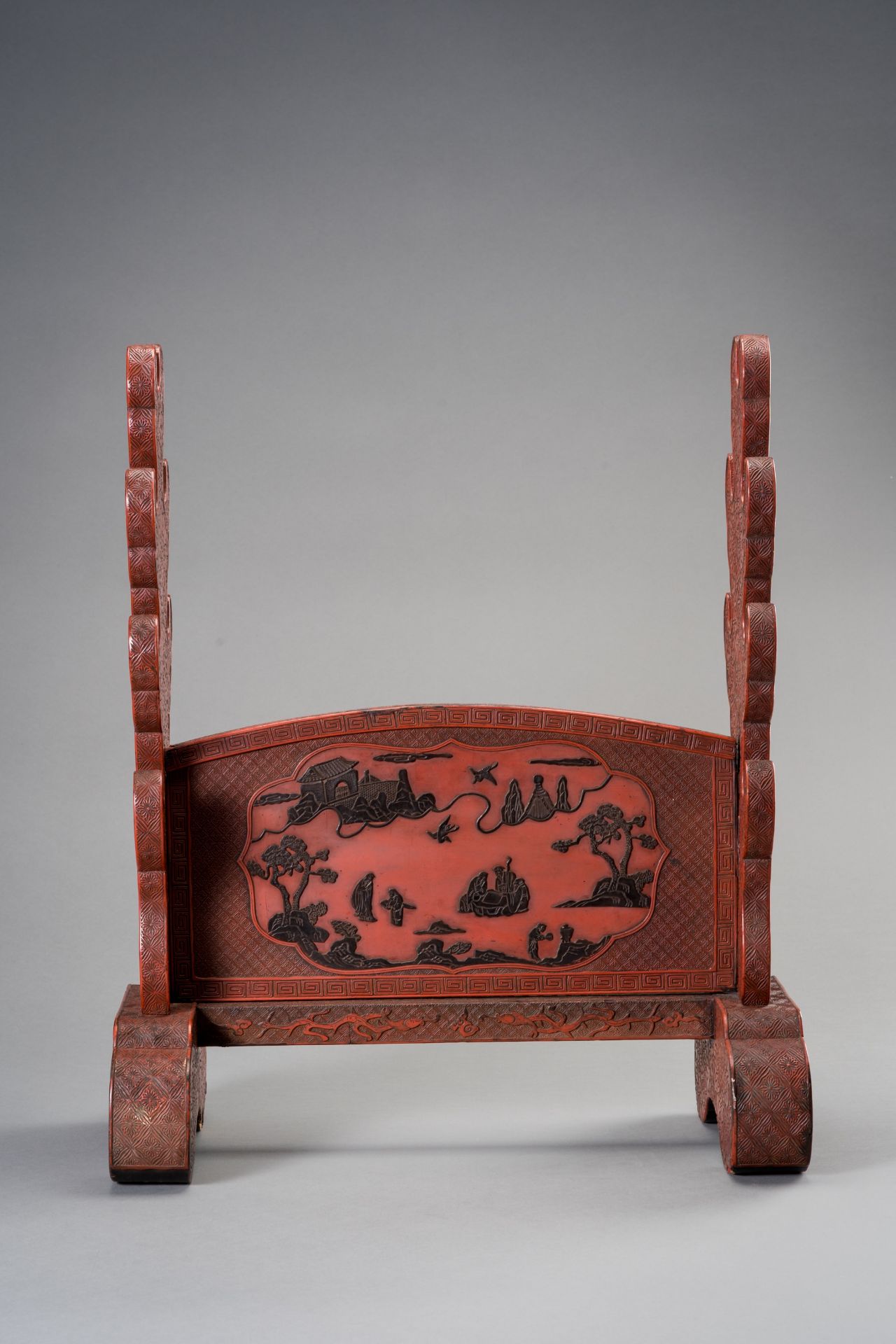 A TSUISHU & BLACK LACQUERED KATANA KAKE (SWORD STAND), LATE EDO TO EARLY MEIJI - Image 8 of 11