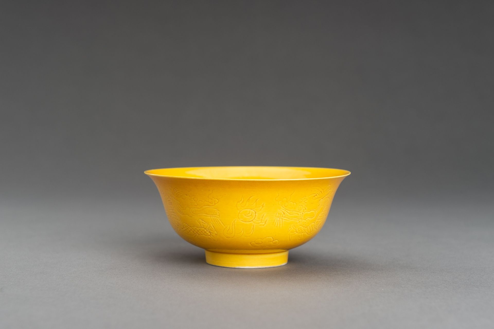 A YELLOW GLAZED 'DRAGONS' PORCELAIN BOWL, GUANGXU MARK AND PROBABLY OF THE PERIOD - Image 2 of 13