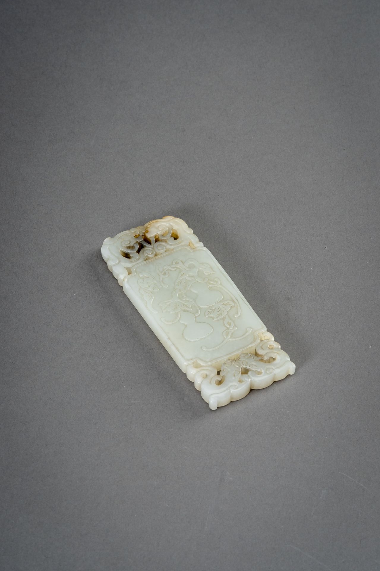 A WHITE JADE 'DOUBLE GOURD' PLAQUE, 1930s - Image 6 of 8