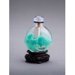 A TURQUOISE OVERLAY GLASS 'RATS' SNUFF BOTTLE, c. 1920s