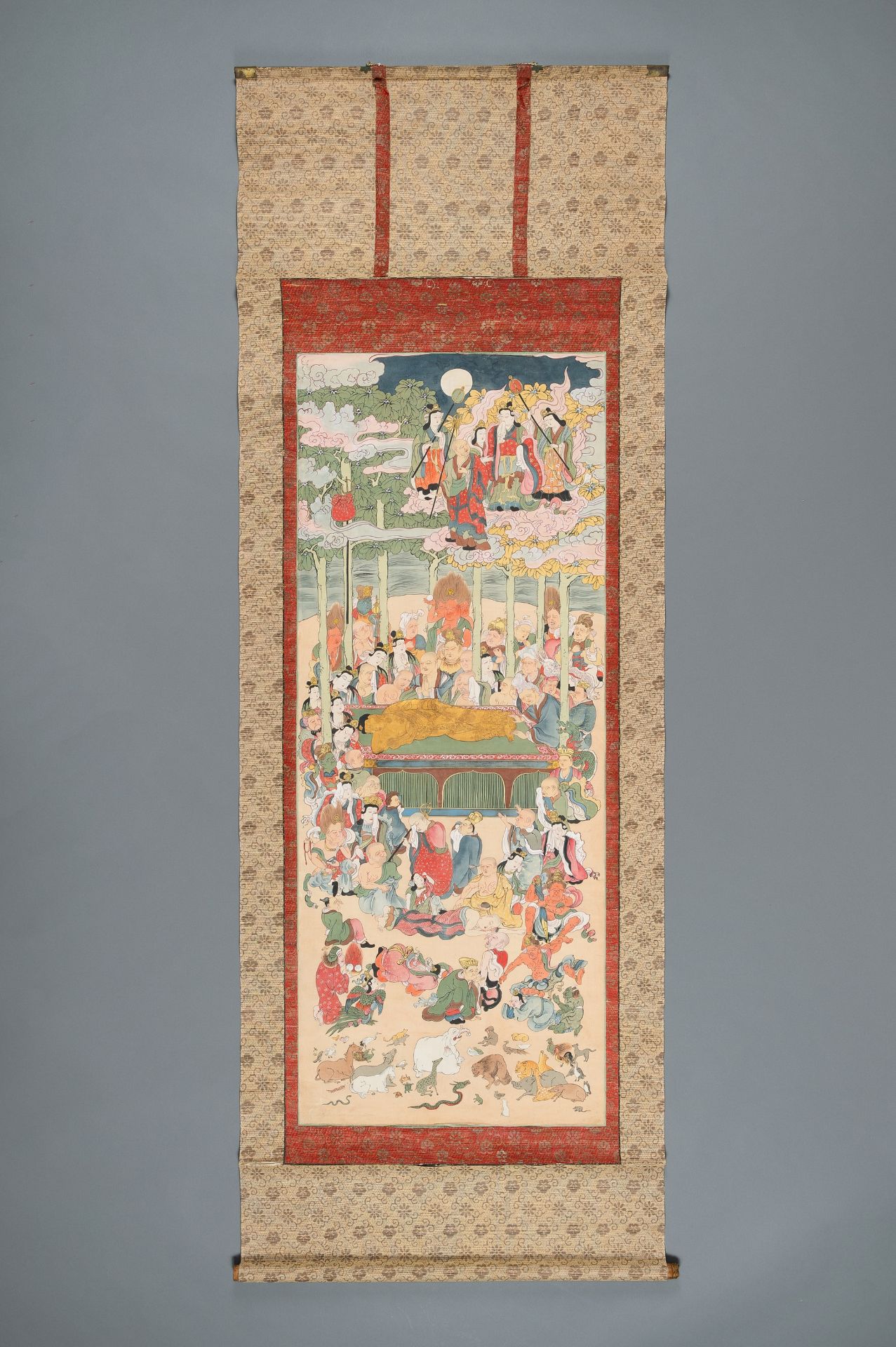 A RARE SCROLL PAINTING DEPICTING THE DEATH OF THE HISTORICAL BUDDHA (NEHAN-ZU) - Bild 2 aus 12