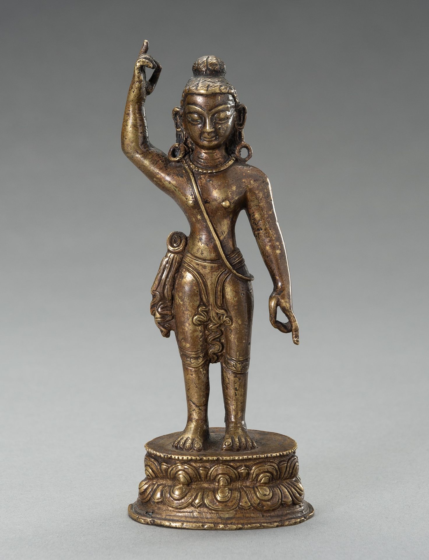 A BRONZE FIGURE OF THE INFANT BUDDHA SHAKYAMUNI, 19TH CENTURY