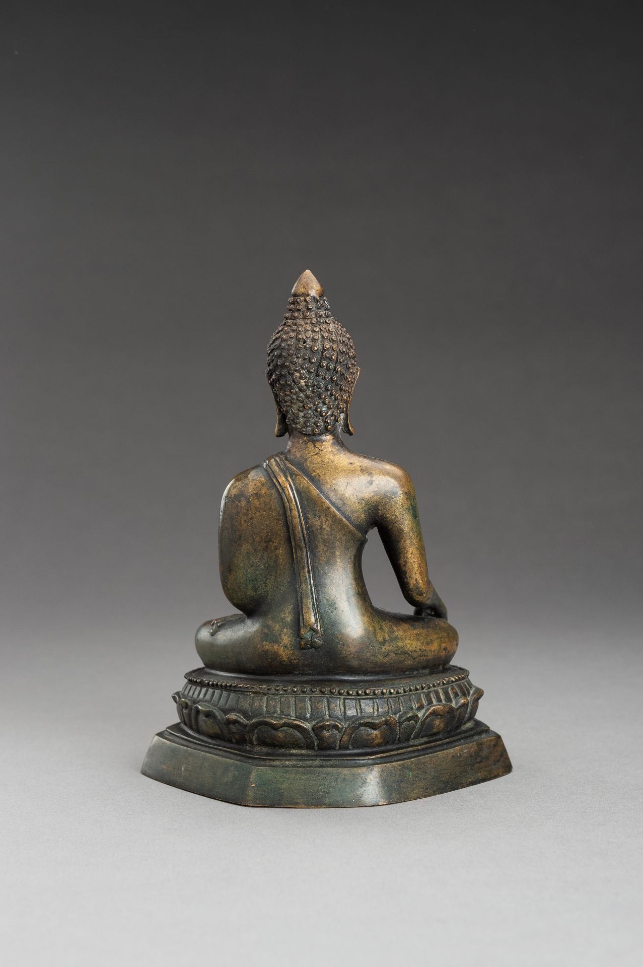 A THAI BRONZE FIGURE OF BUDDHA MARAVIJAYA, 19TH CENTURY - Image 9 of 10