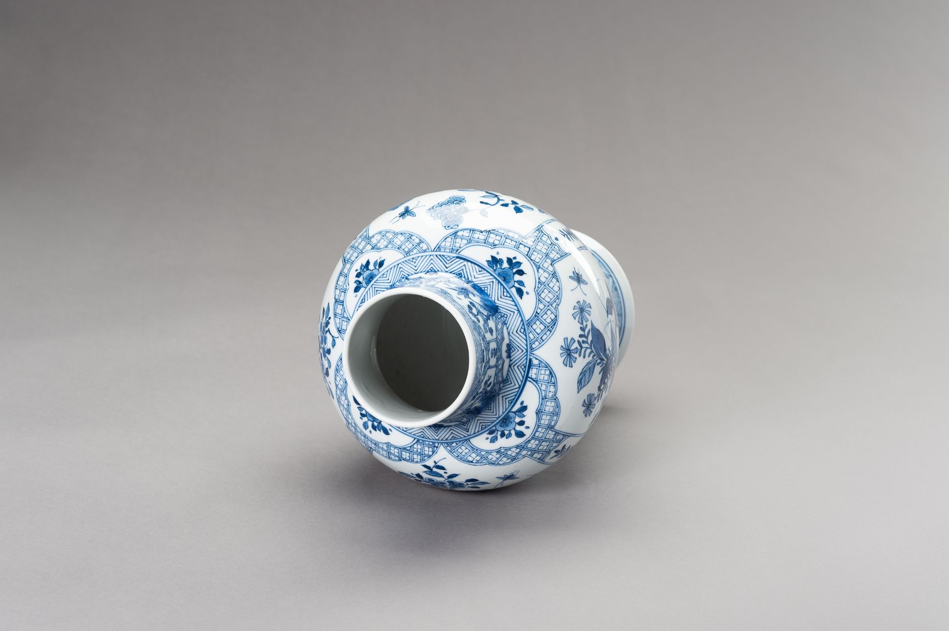A BLUE AND WHITE MEI PING, QING DYNASTY - Image 6 of 10