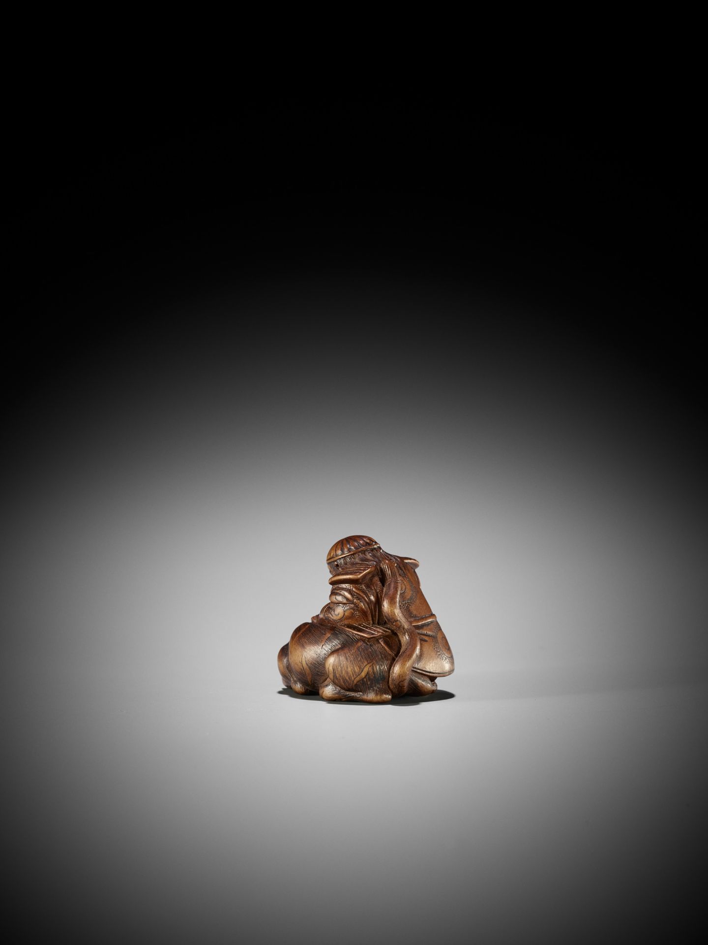 MASAKATA: A FINE AND RARE WOOD NETSUKE OF HADESU SLAYING THE TIGER - Image 10 of 17